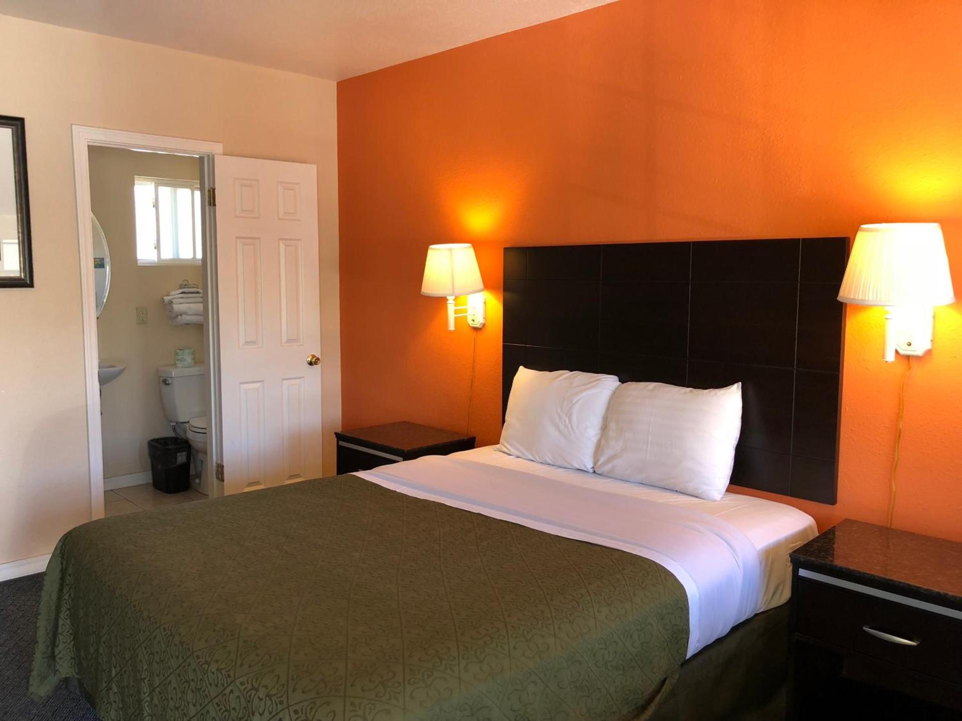 Arroyo Village Inn photo 7