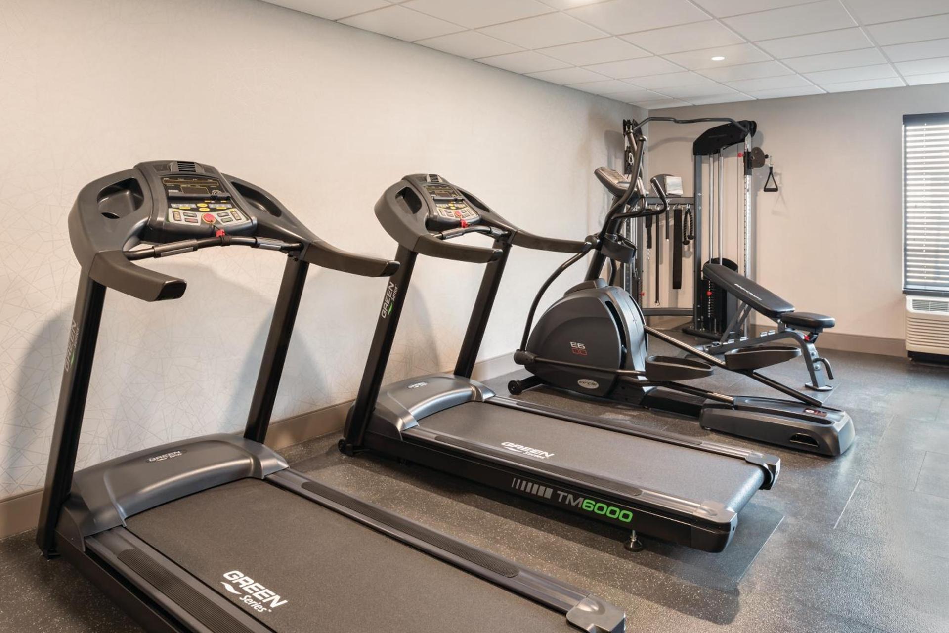 Country Inn & Suites by Radisson, La Crosse, WI photo 35