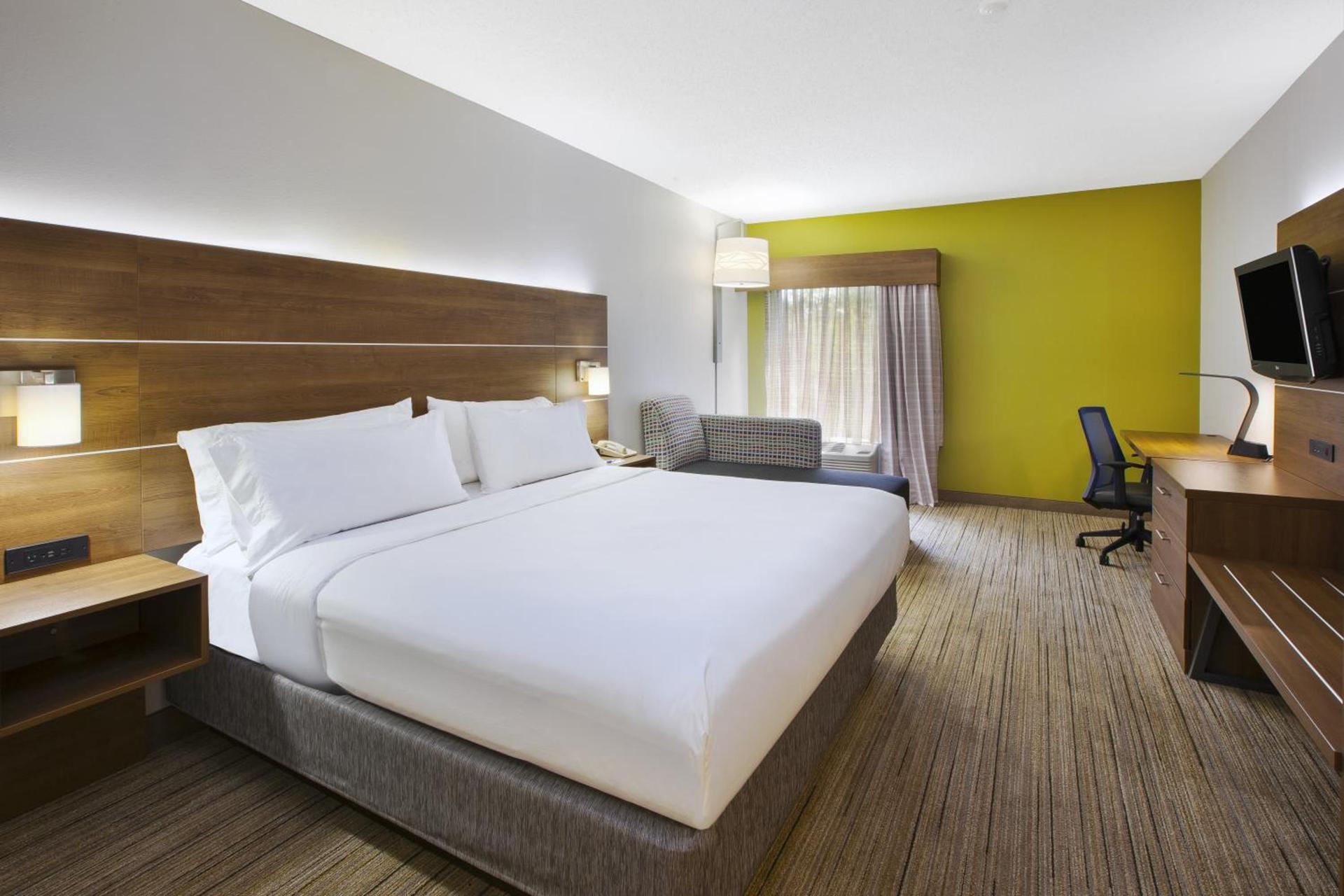 Holiday Inn Express Hotel & Suites Cincinnati Northeast-Milford by IHG photo 7