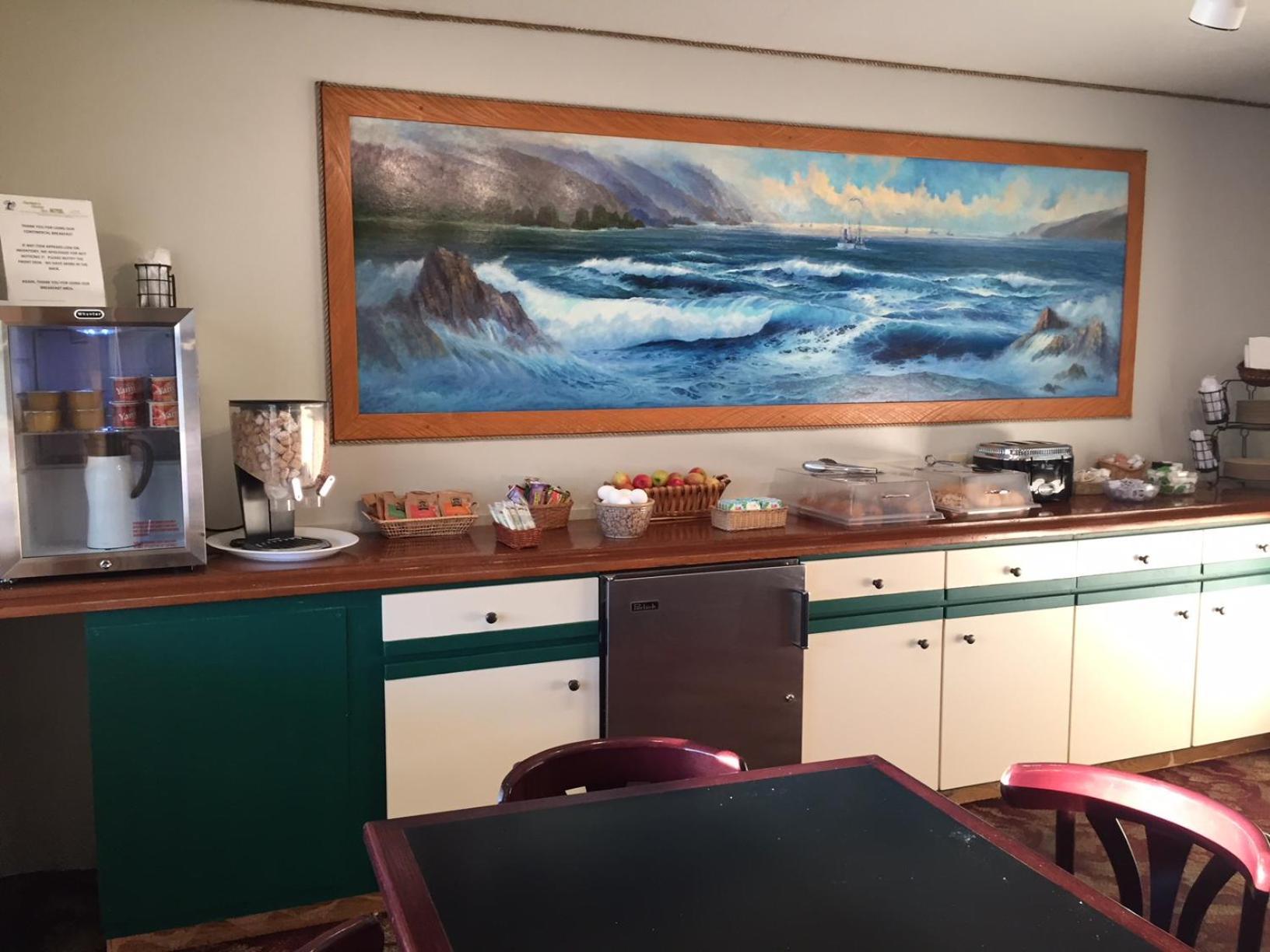 Captain's Choice Motel photo 31