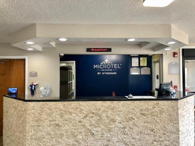 Microtel Inn by Wyndham - Murfreesboro photo 10