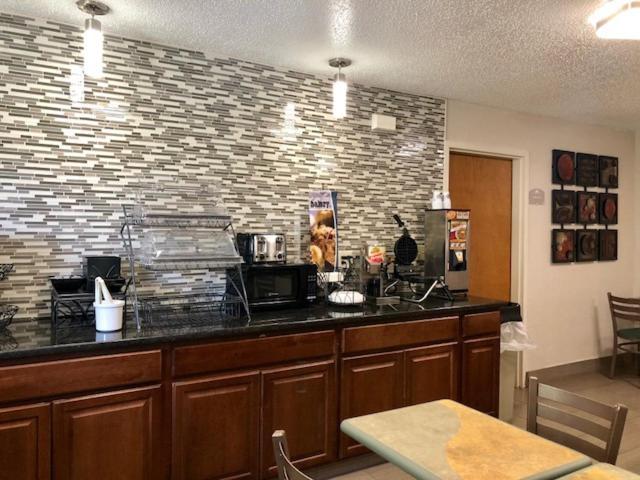 Microtel Inn by Wyndham - Murfreesboro photo 11