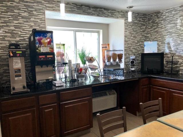 Microtel Inn by Wyndham - Murfreesboro photo 12