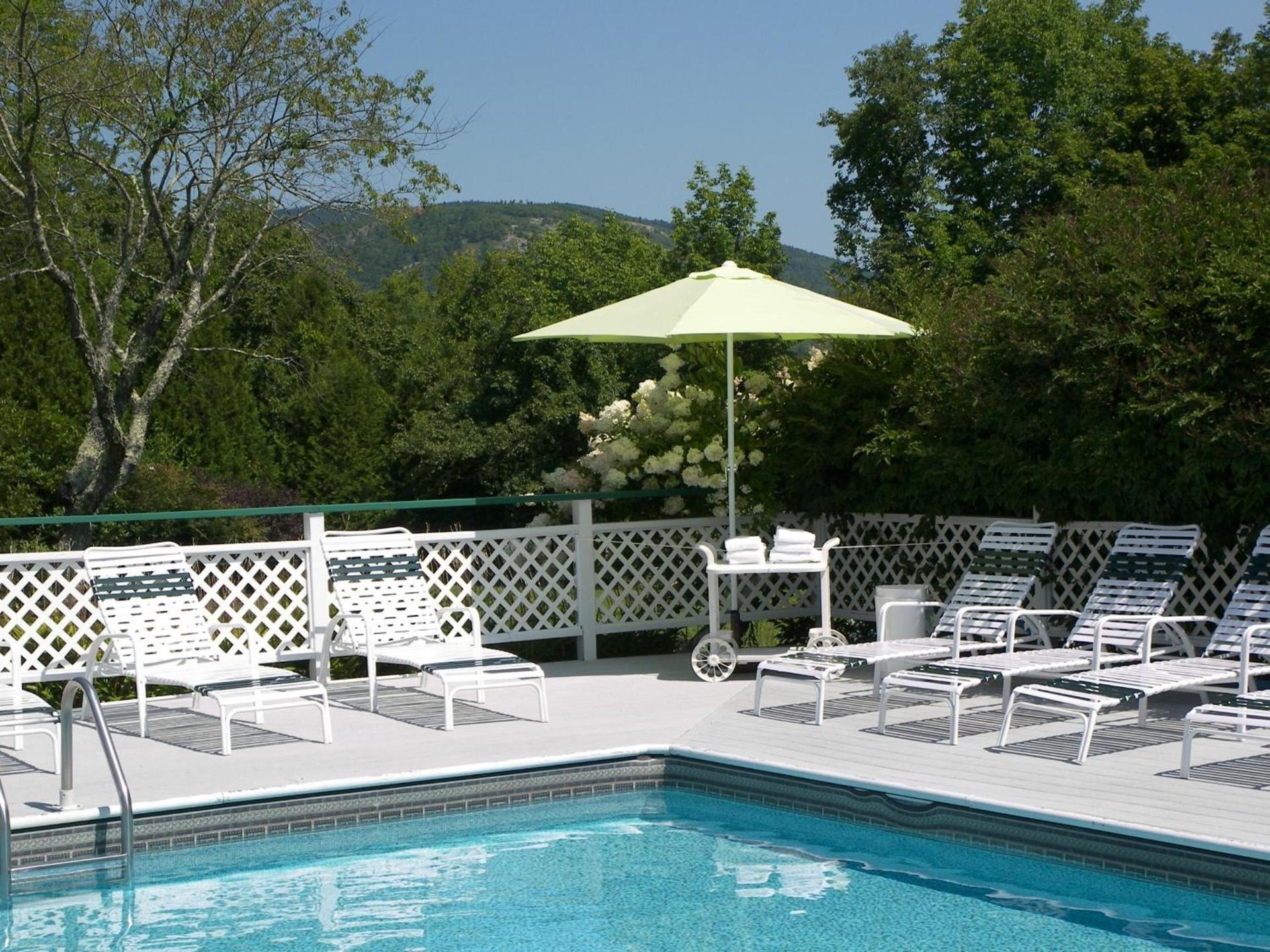 Cedar Crest Inn photo 2