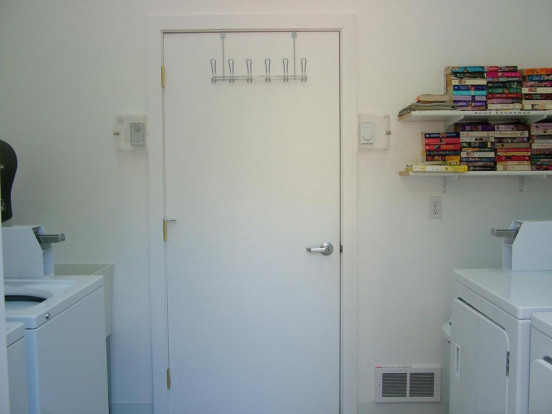 Glacier Haven Inn photo 7