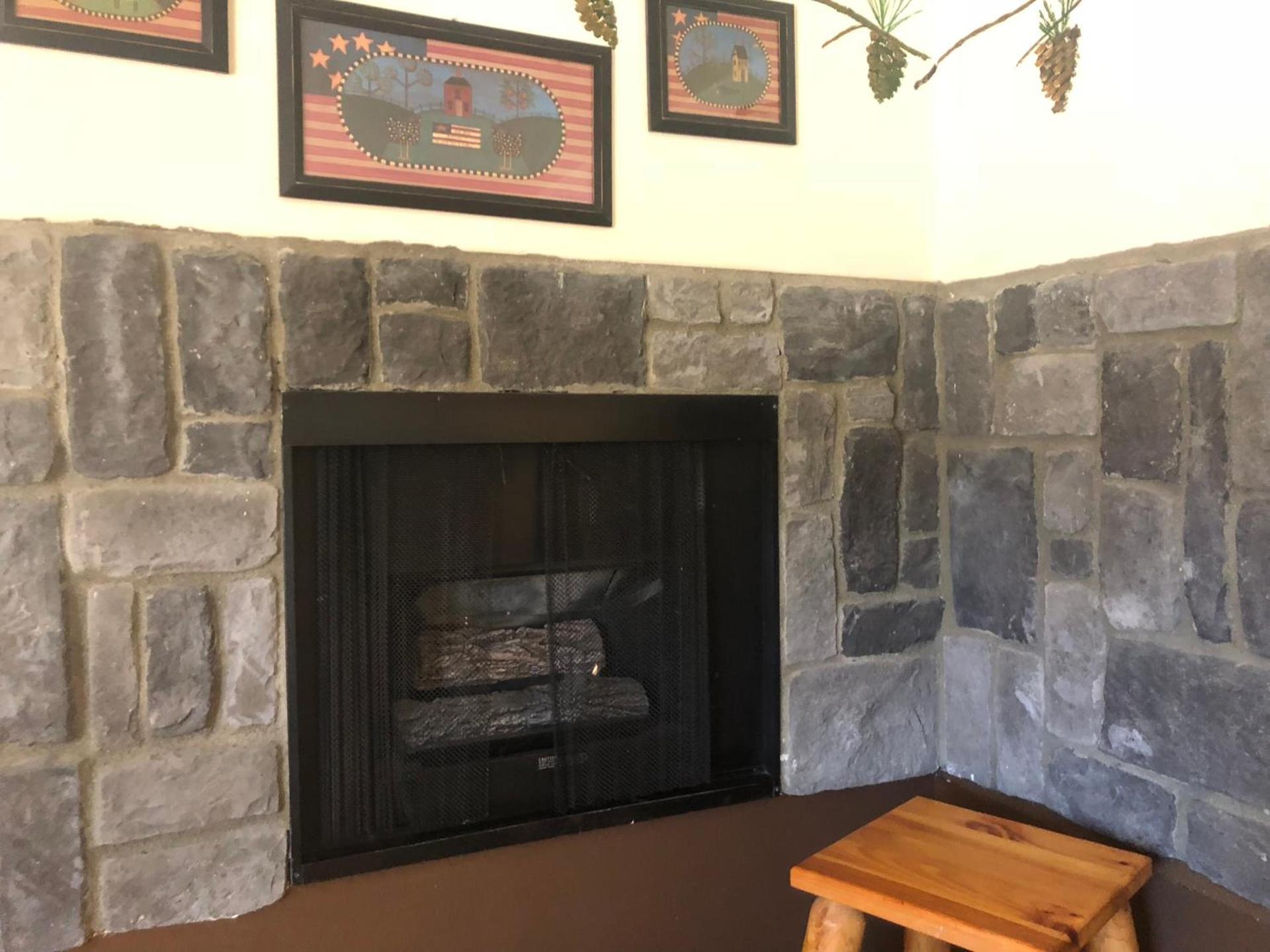 Fireside Lodge photo 14