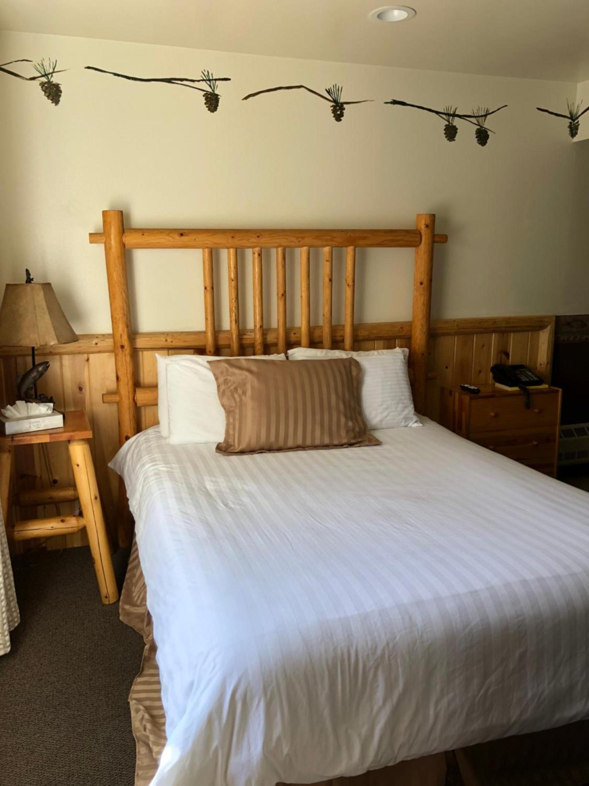 Fireside Lodge photo 75