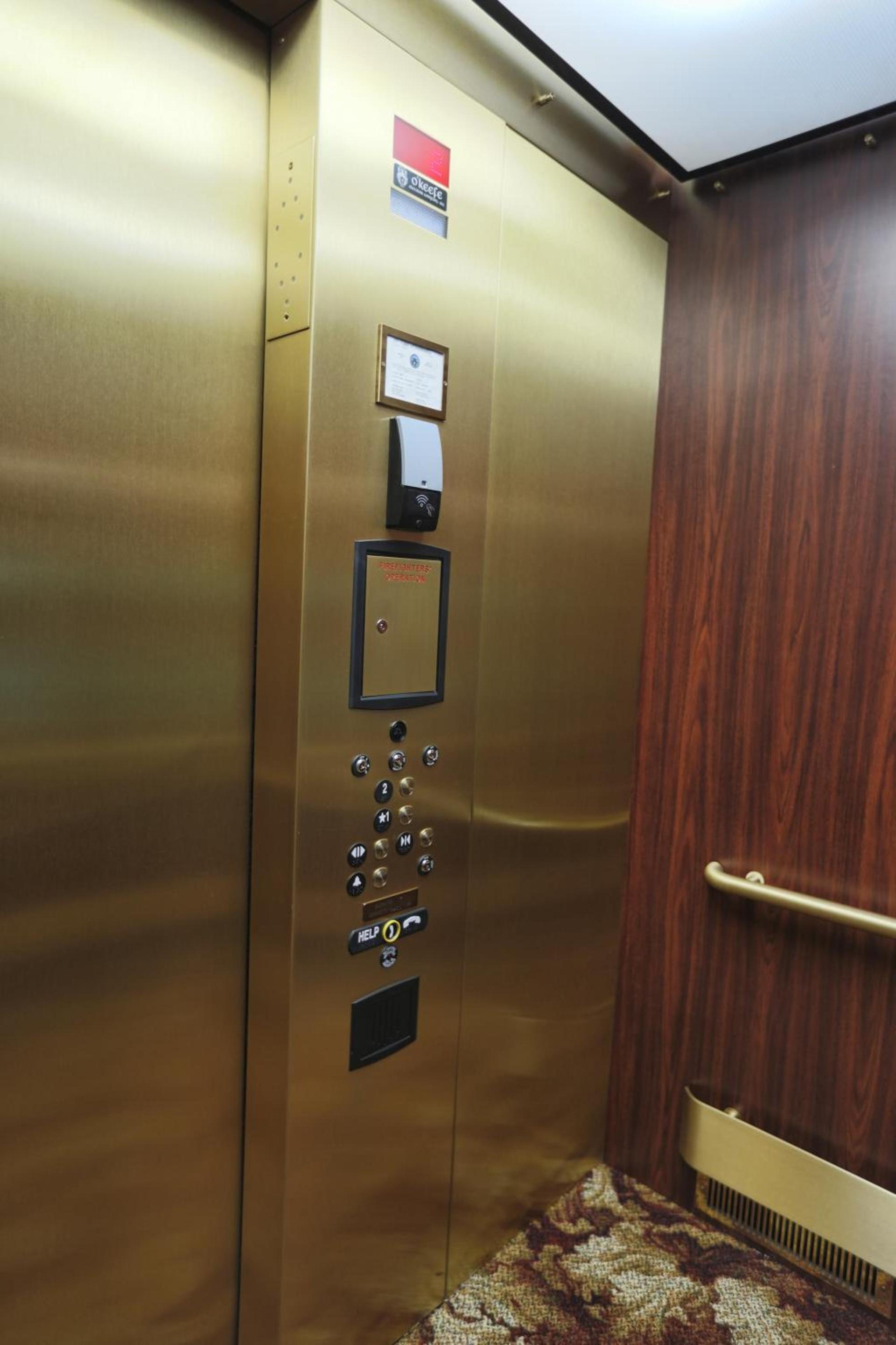 Arrow Hotel photo 9