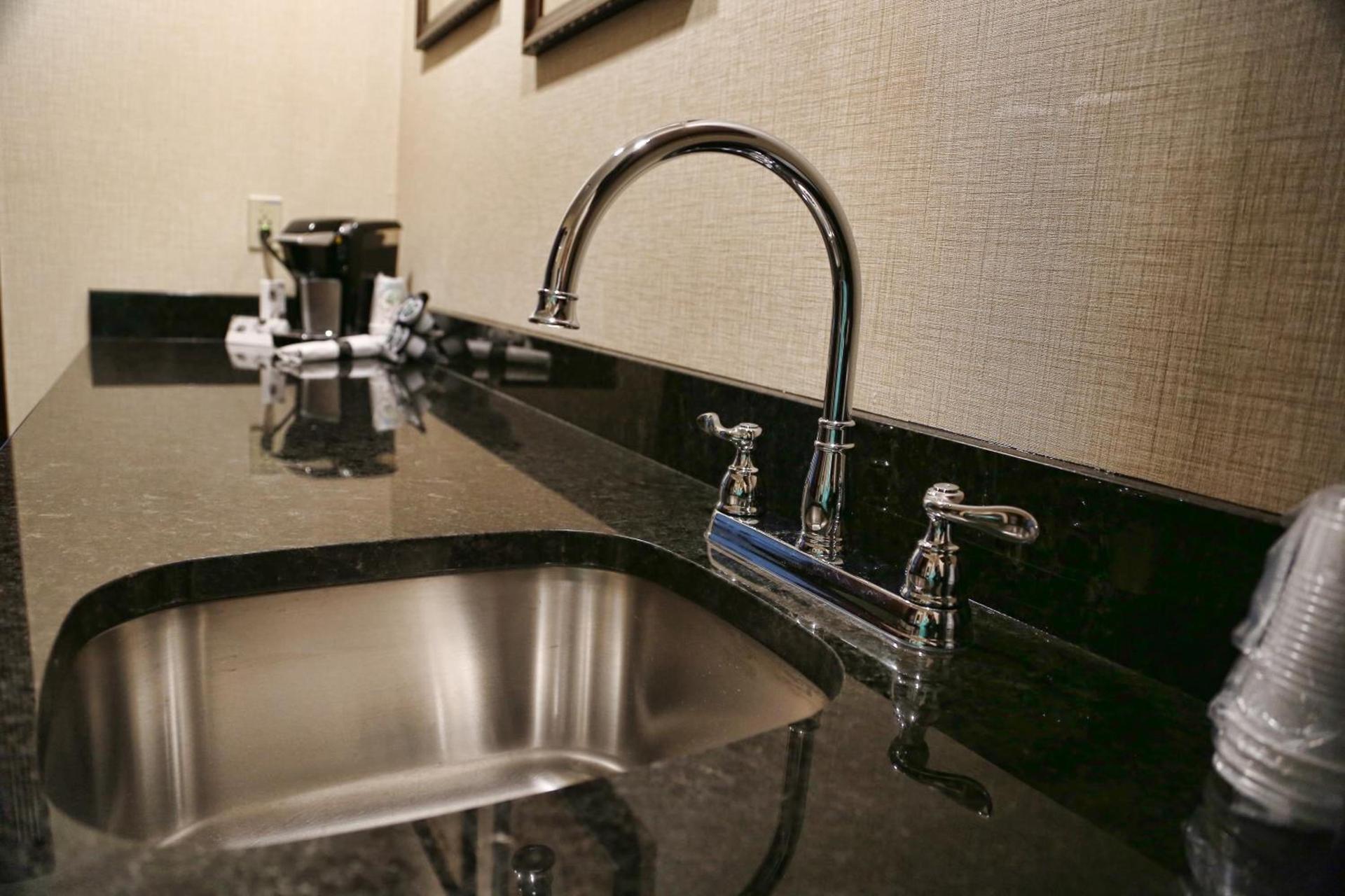Arrow Hotel photo 20