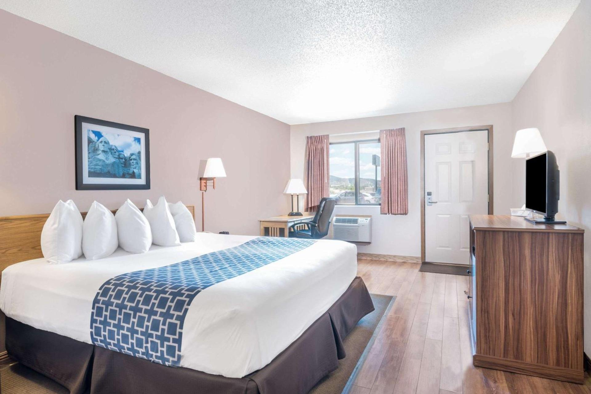 Days Inn by Wyndham Spearfish photo 9