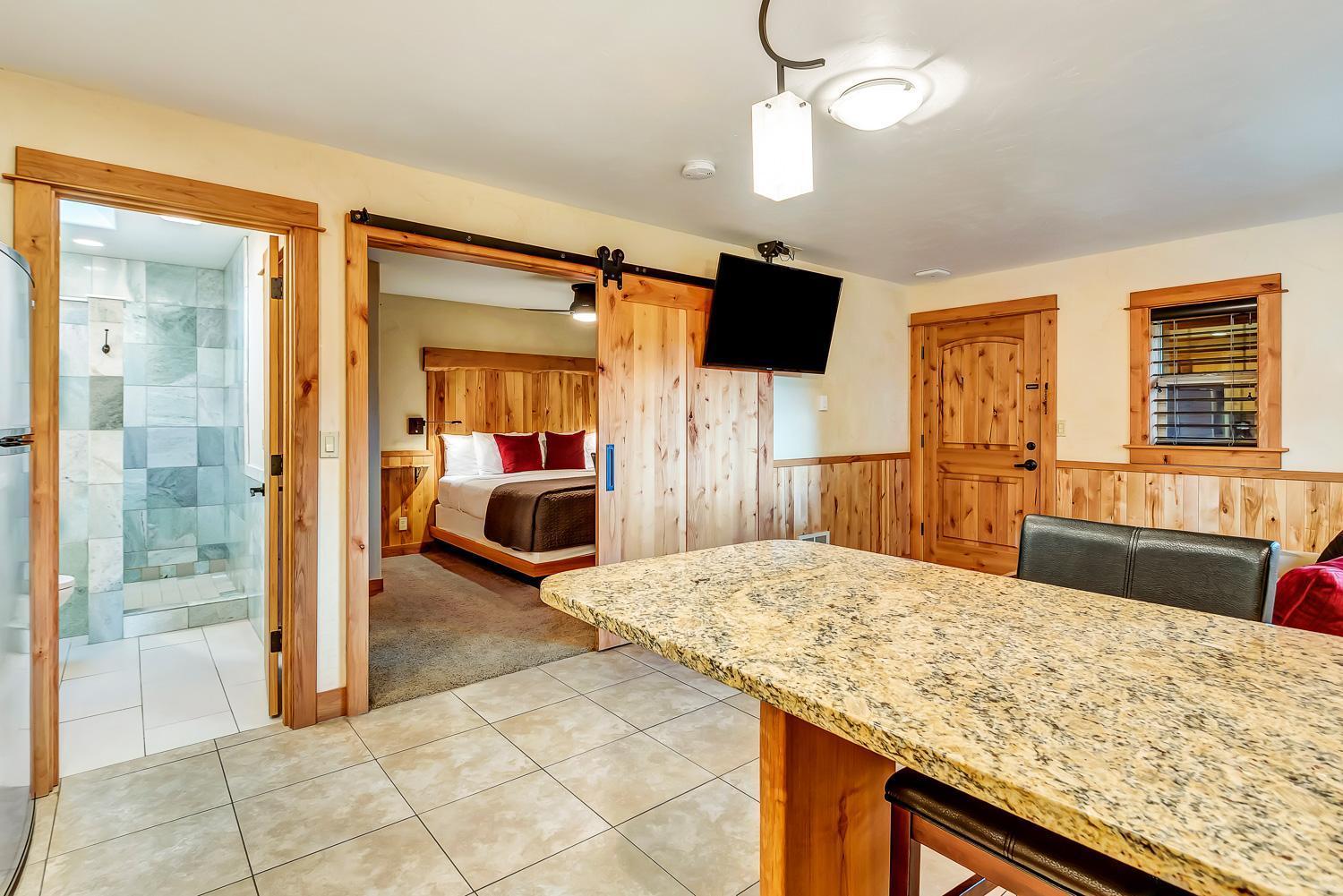 Wall Street Suites photo 37