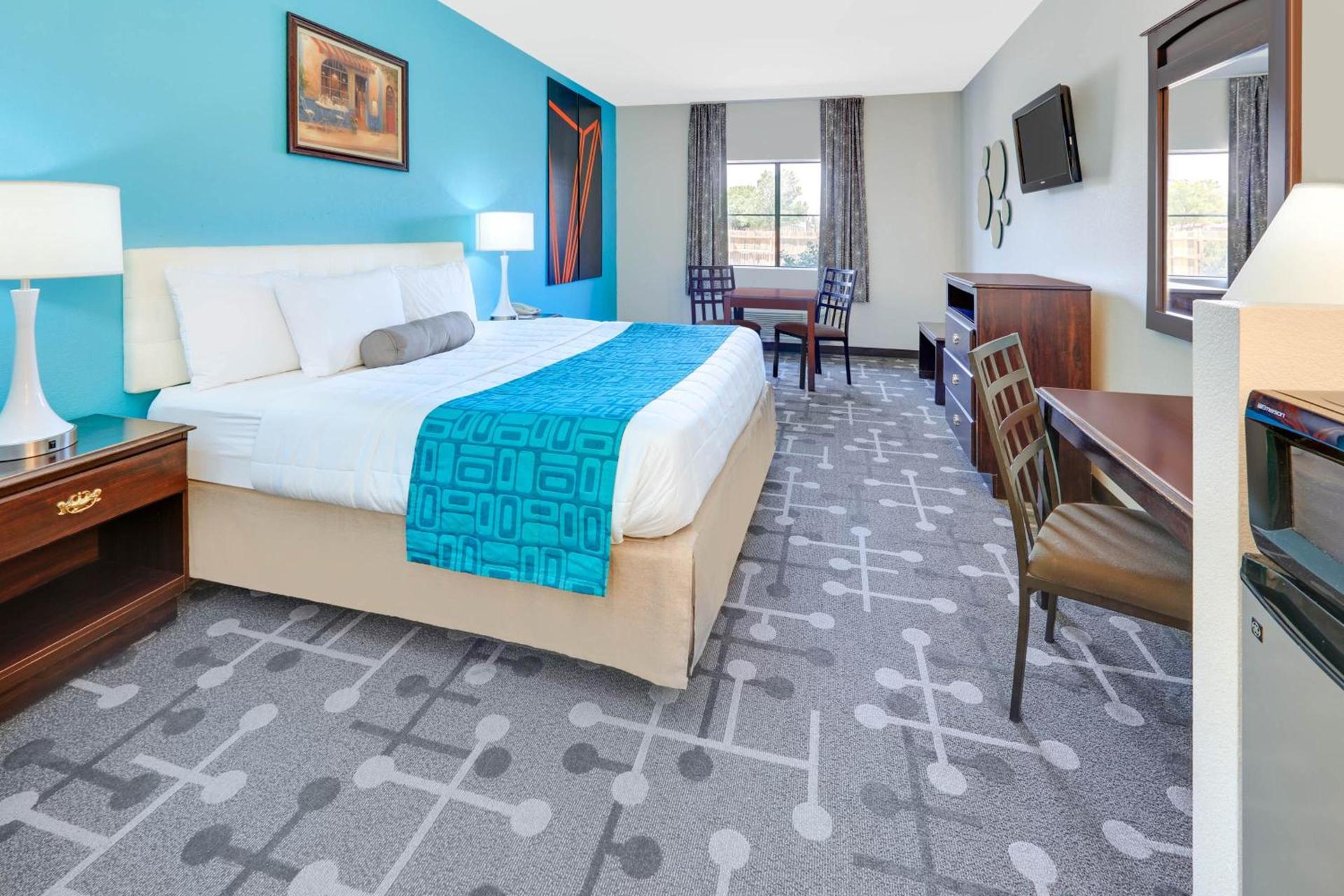 Howard Johnson by Wyndham Lubbock TX photo 35