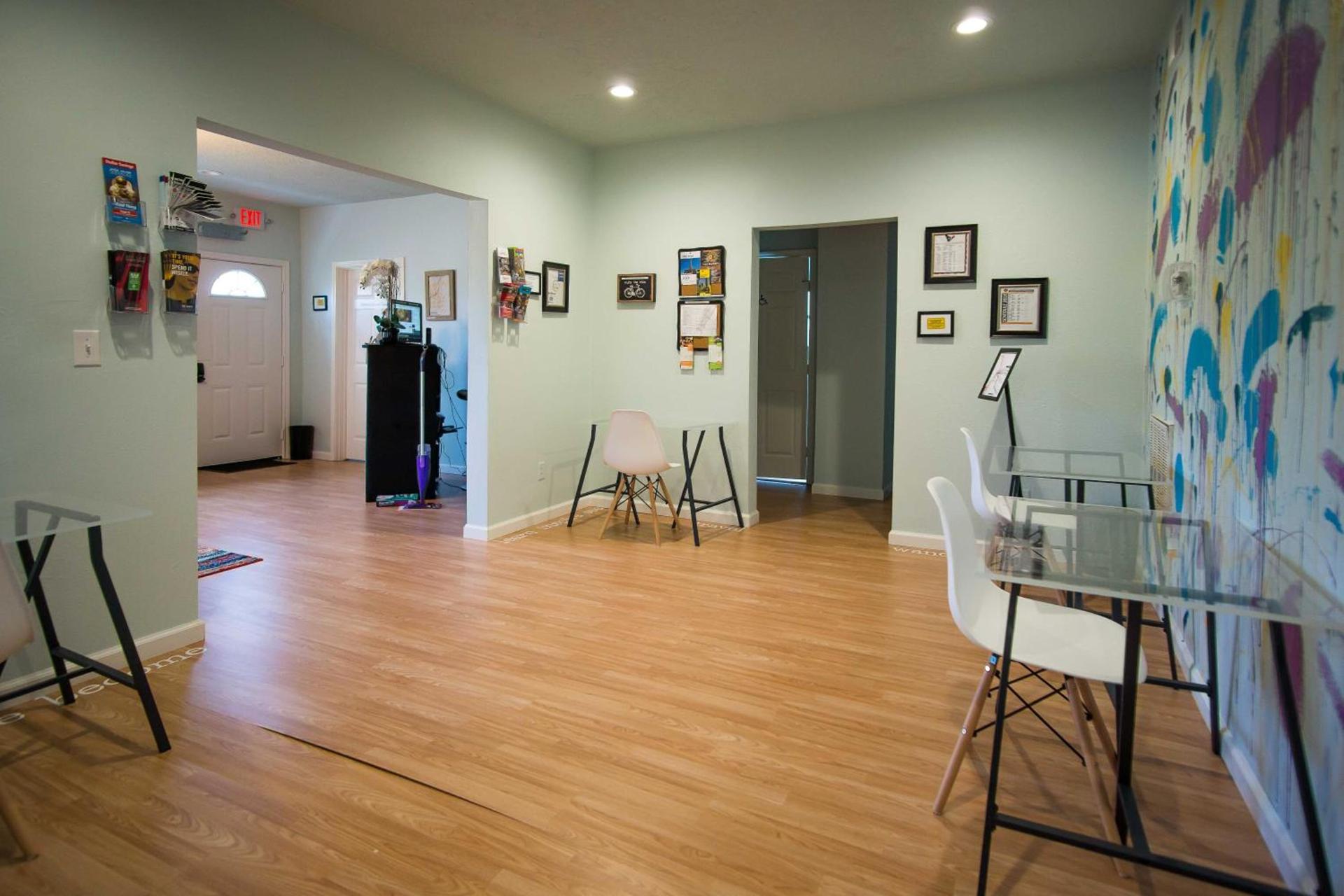 Wanderstay Houston Hostel photo 34