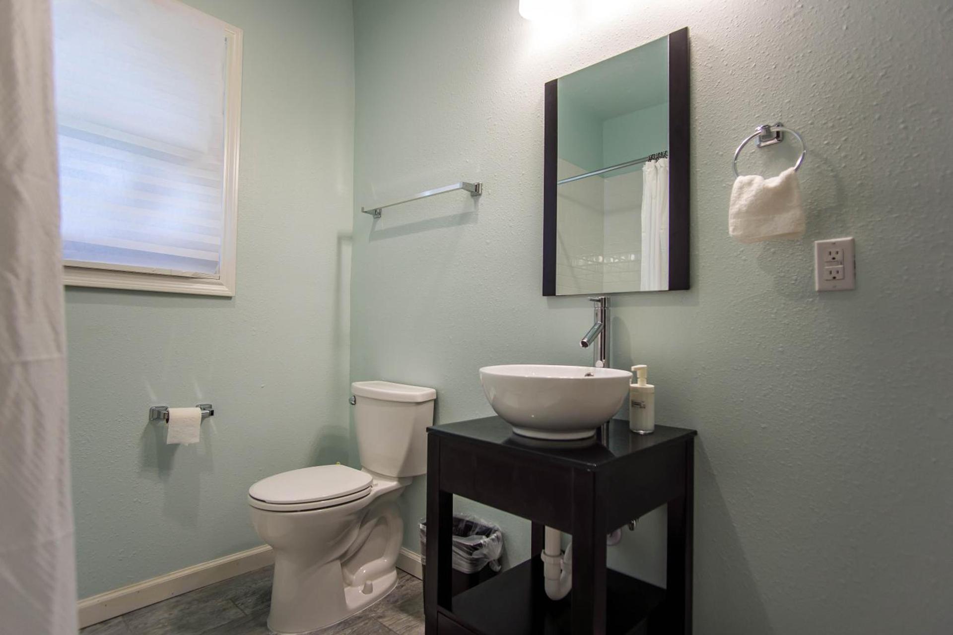 Wanderstay Houston Hostel photo 26