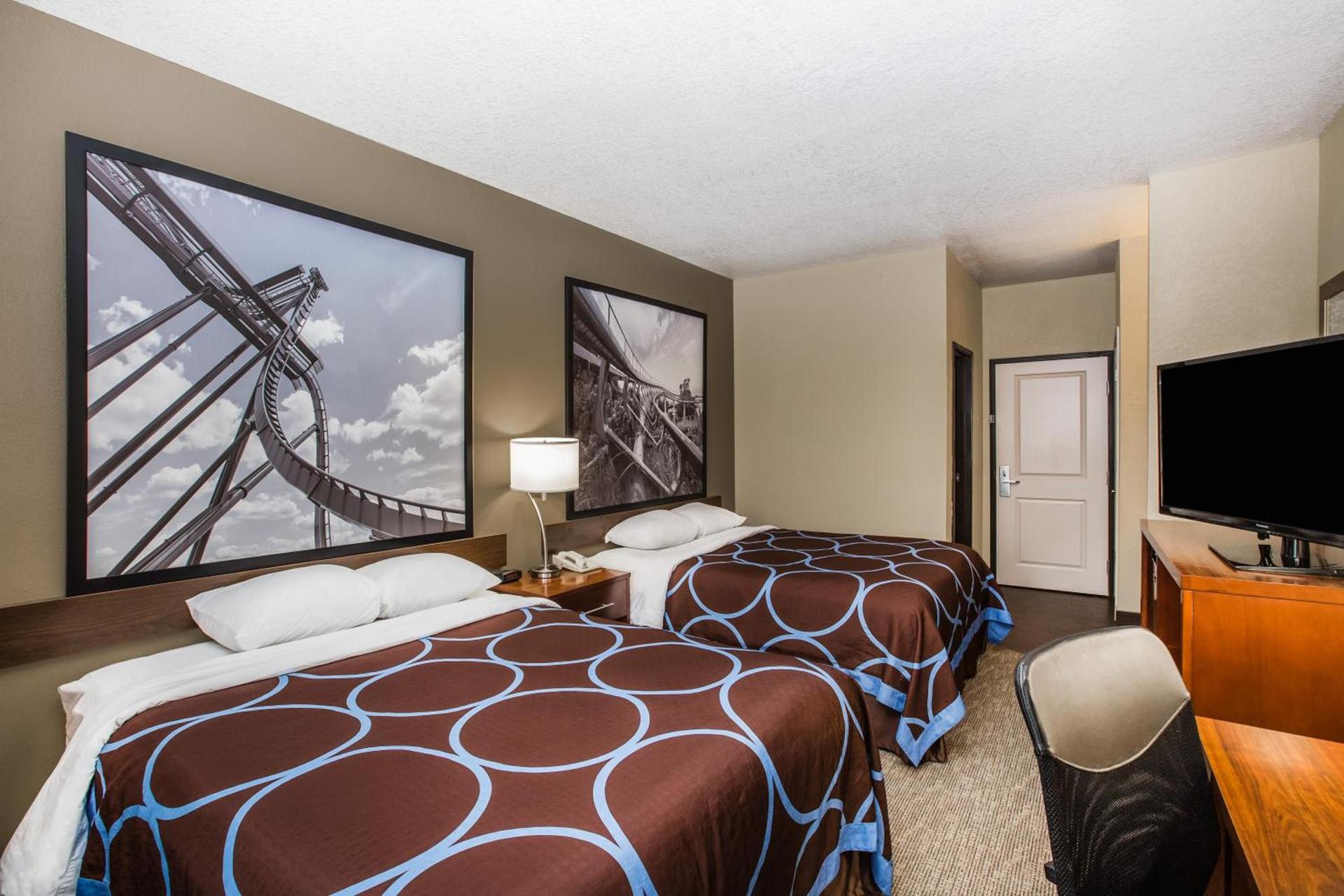 Super 8 by Wyndham Altoona photo 34