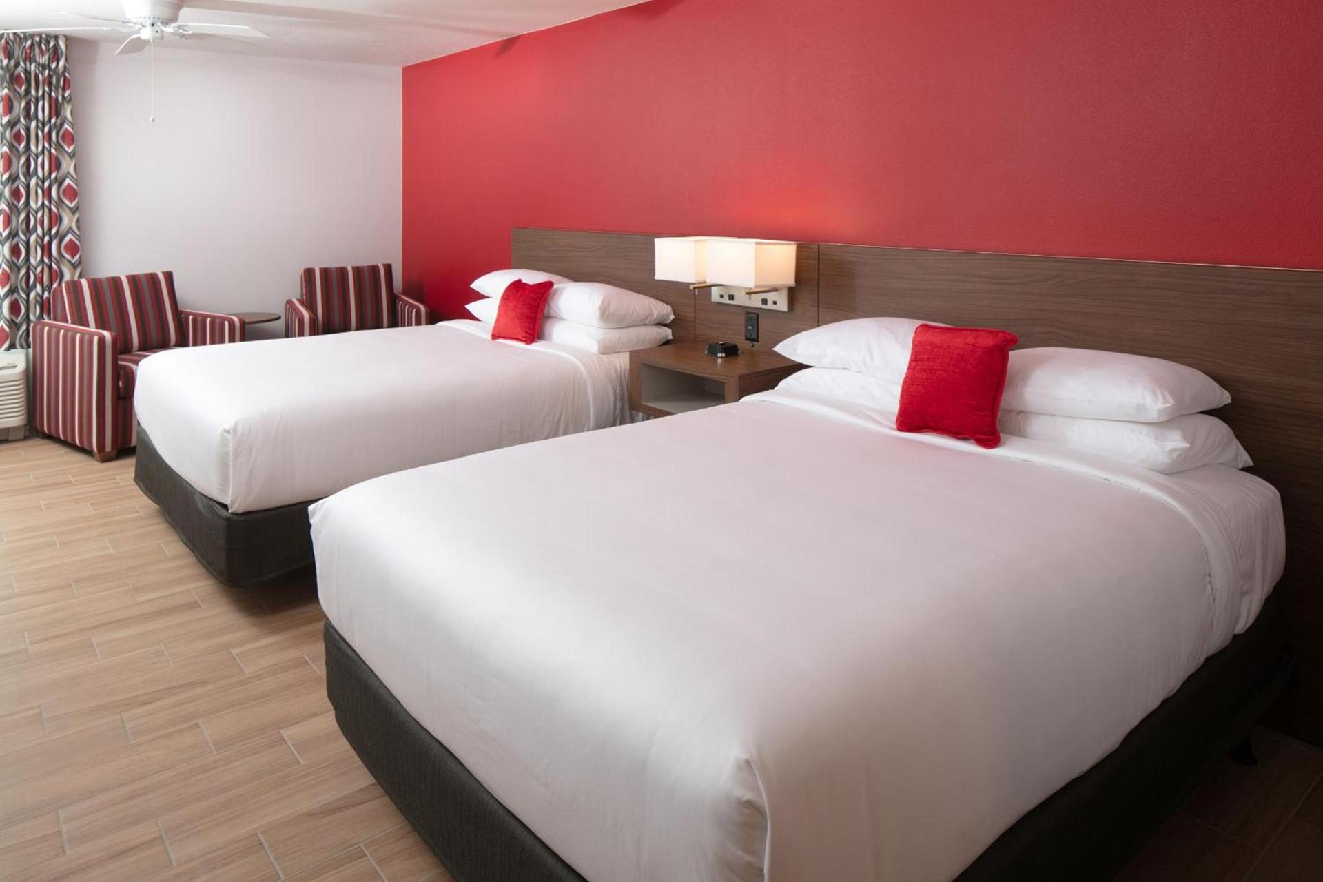 Radisson Hotel Orlando Lake Buena Vista South photo 4