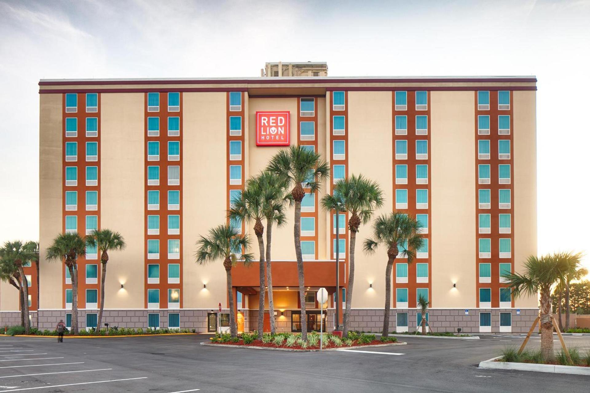 Radisson Hotel Orlando Lake Buena Vista South — hotel in Kissimmee