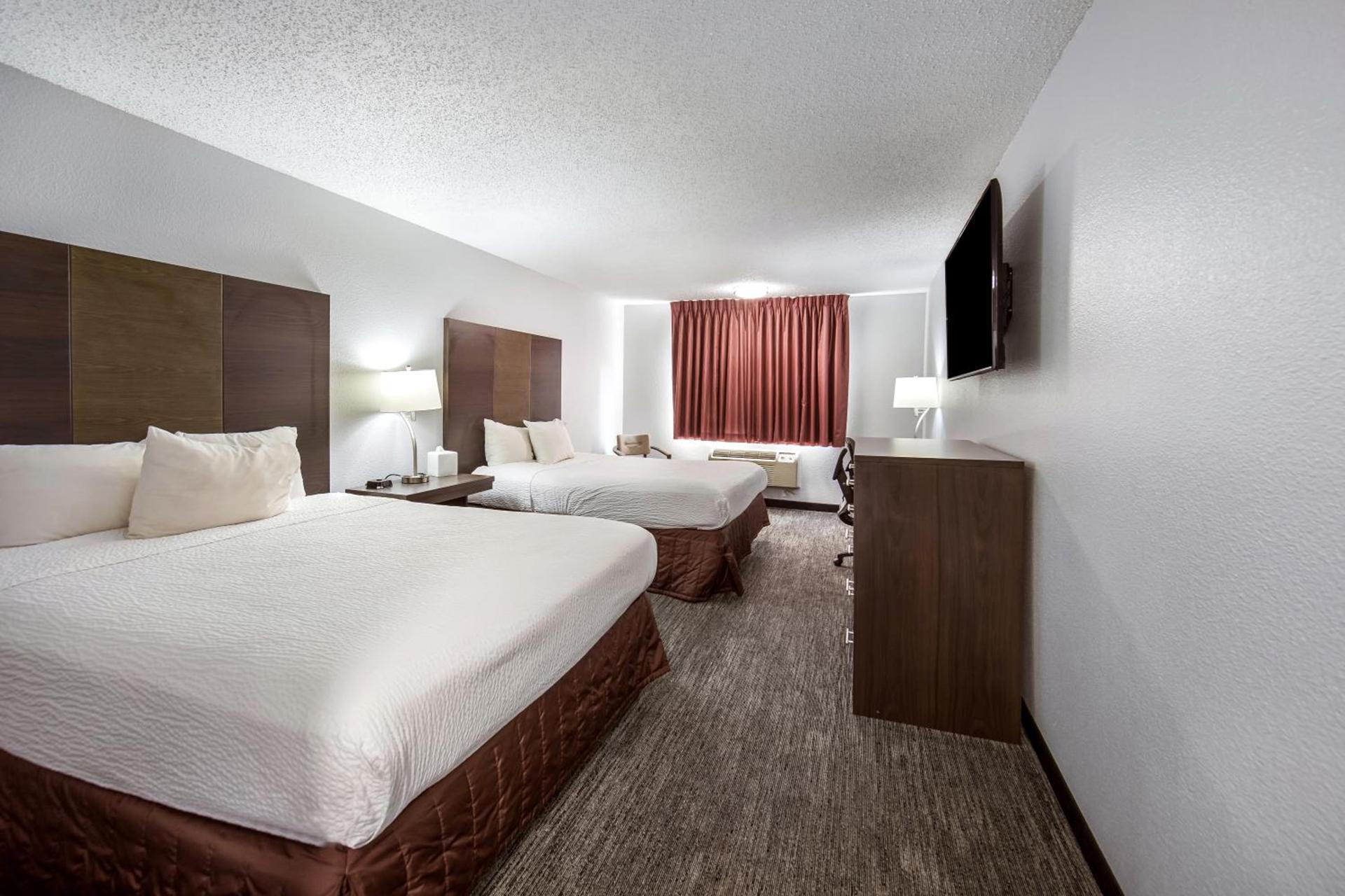 Red Lion Inn & Suites Grants Pass photo 9