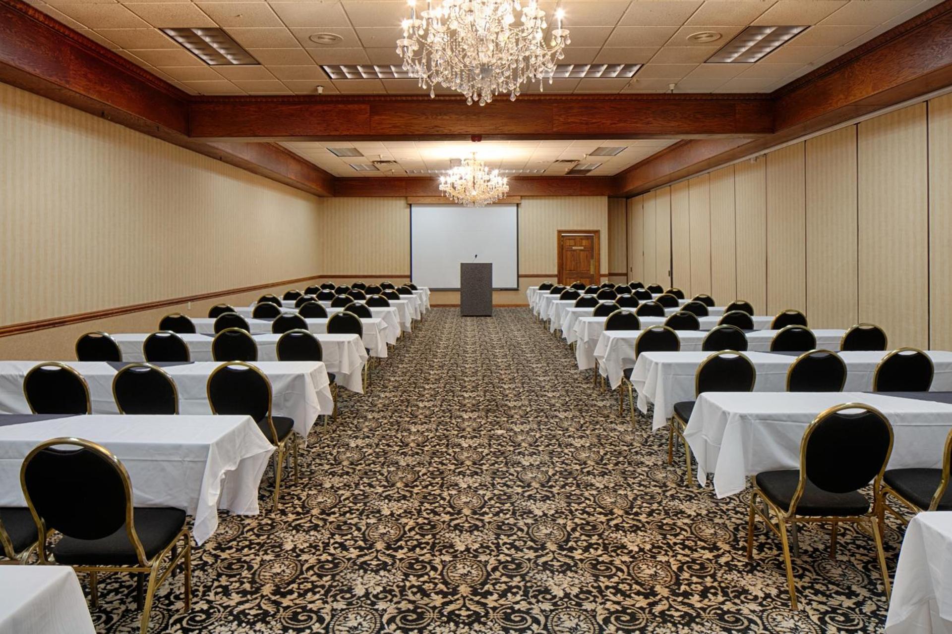Red Lion Hotel Pocatello photo 16