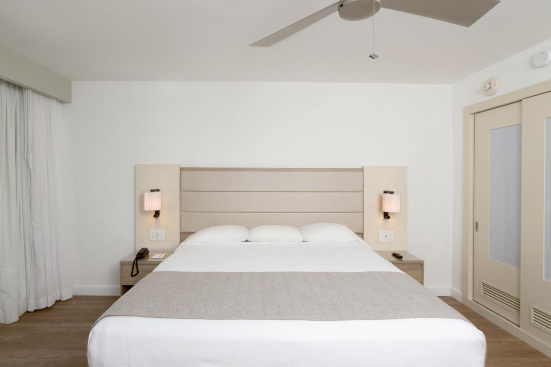 Riu Plaza Miami Beach photo 26