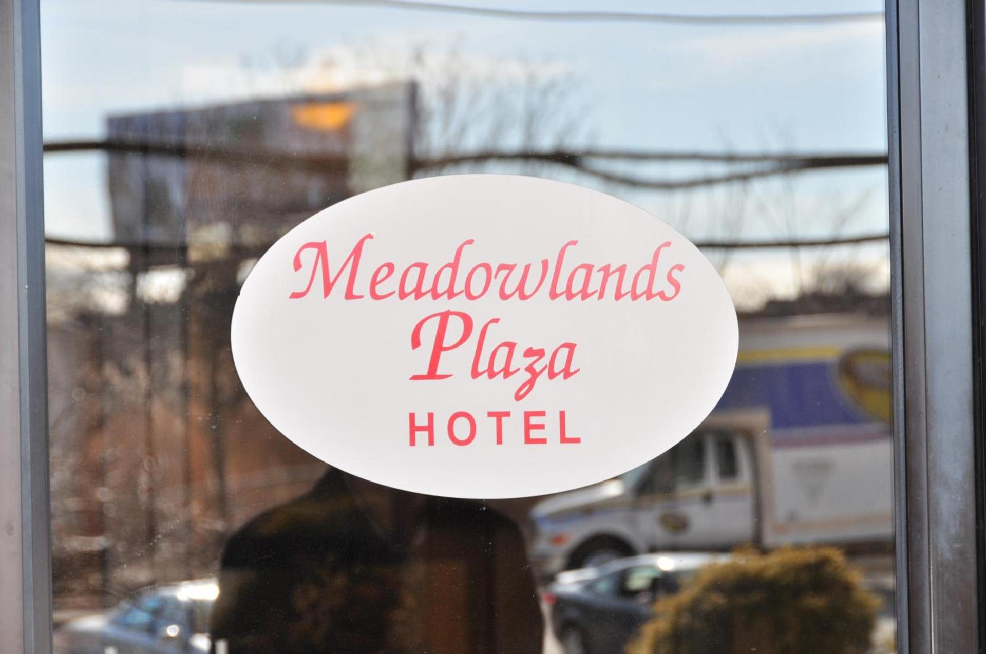 Meadowlands Plaza Hotel photo 19