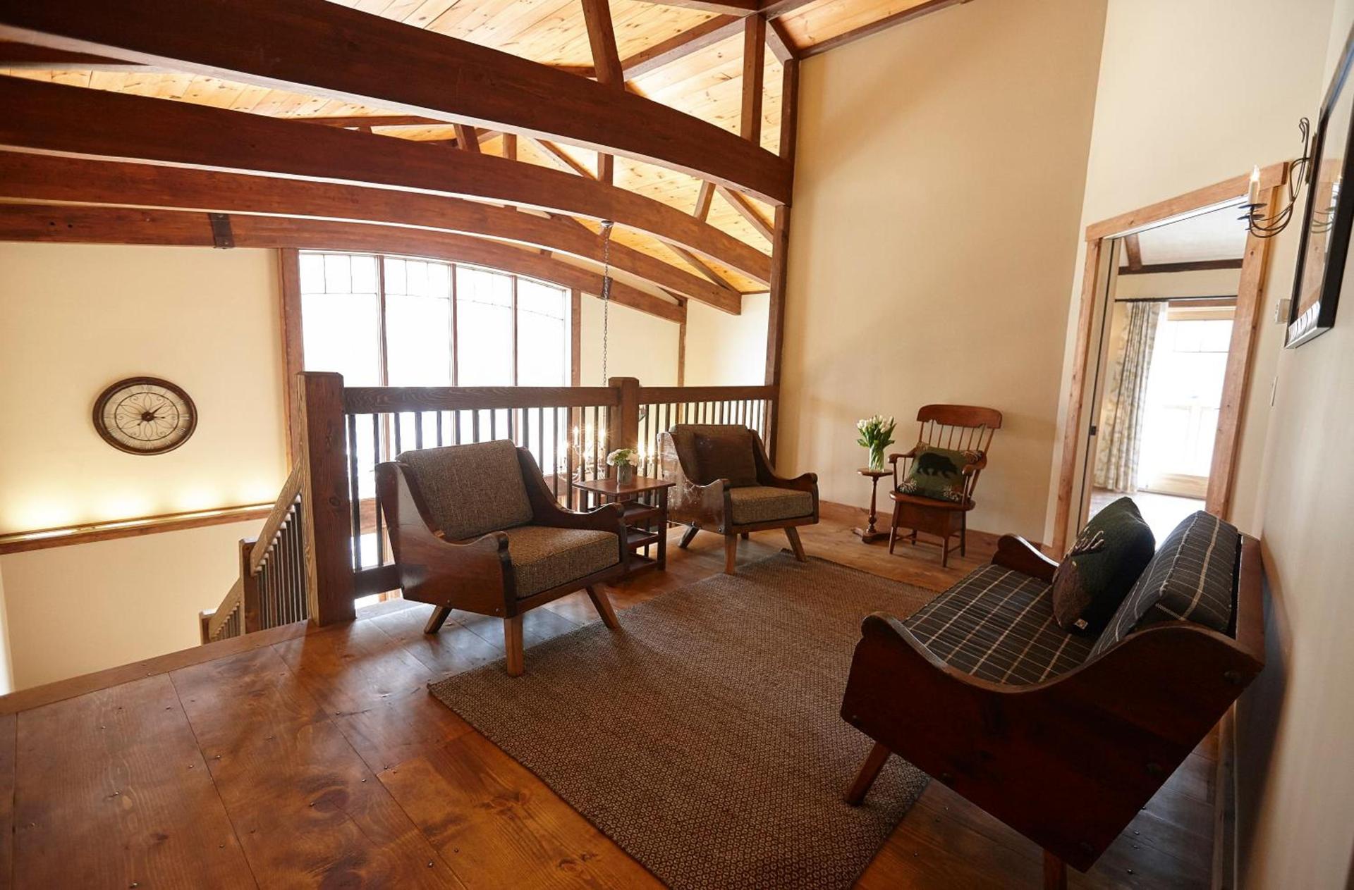 Seesaw's Lodge photo 16