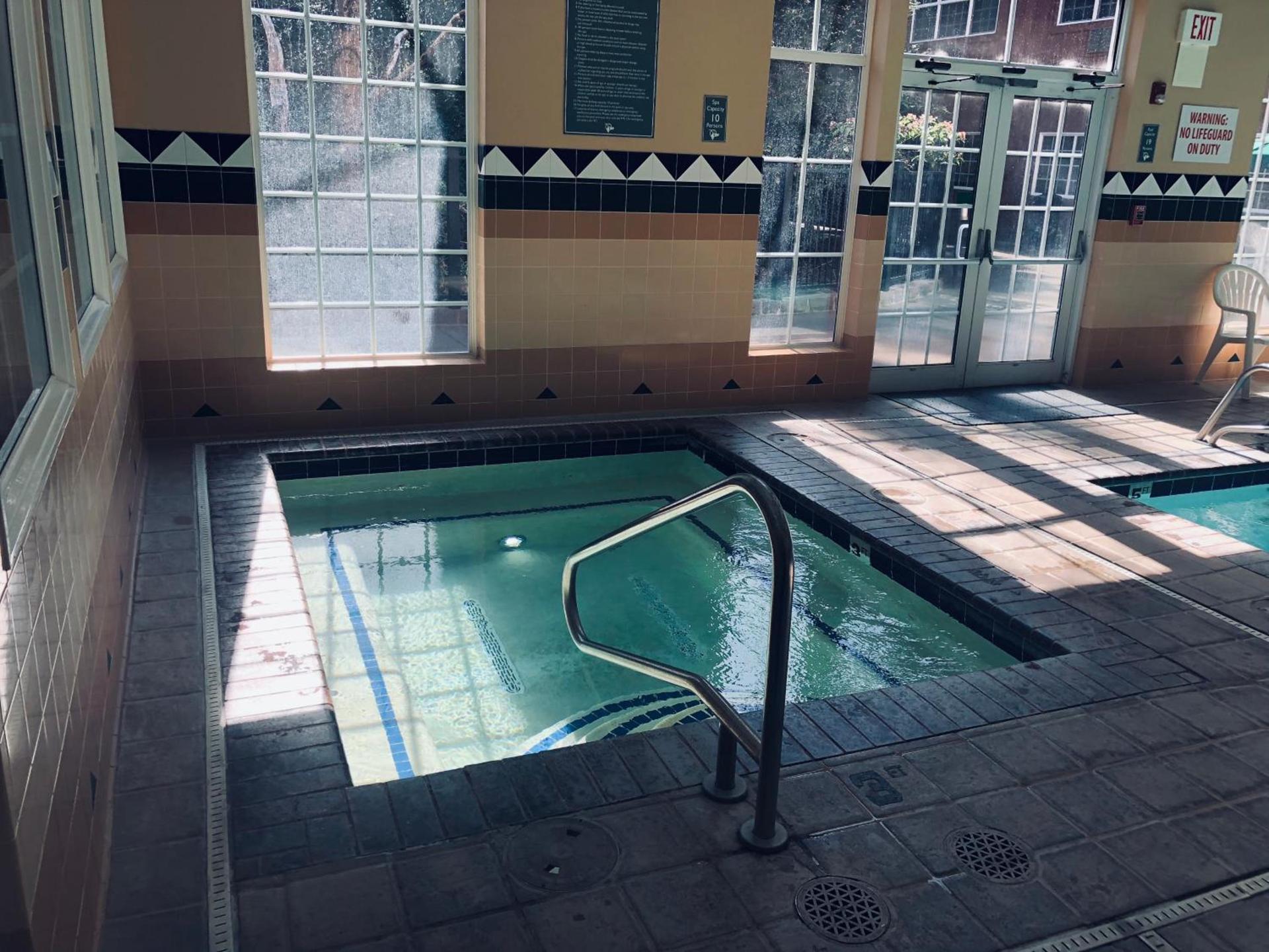 Heathman Lodge photo 33