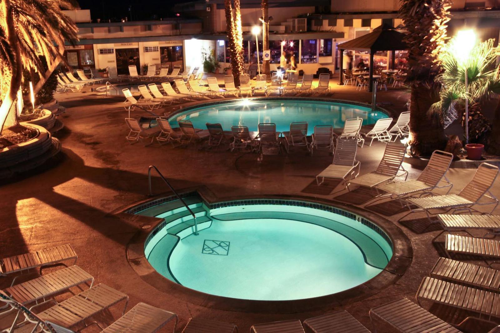 Desert Hot Springs Spa Hotel photo 2