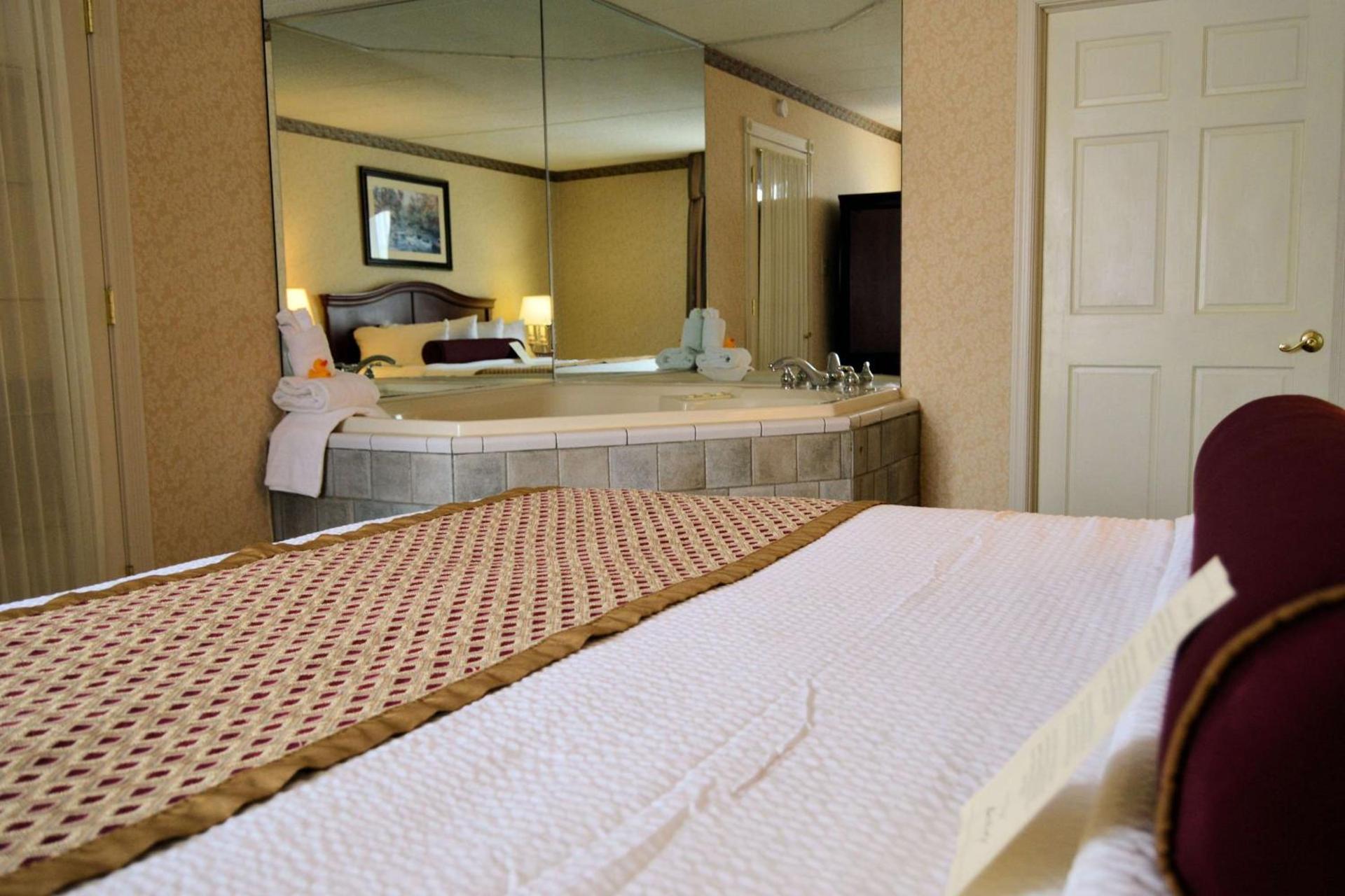 Best Western Plus Genetti Wilkes Barre photo 24