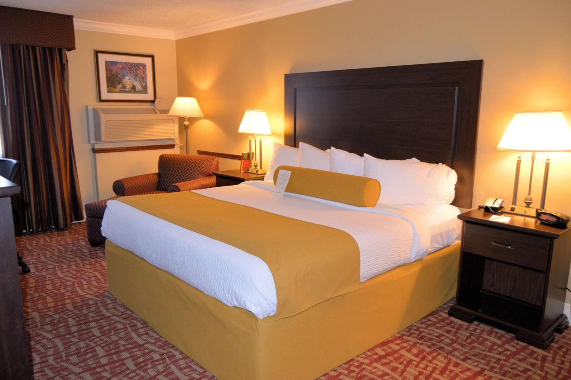 Best Western Plus Genetti Wilkes Barre photo 16