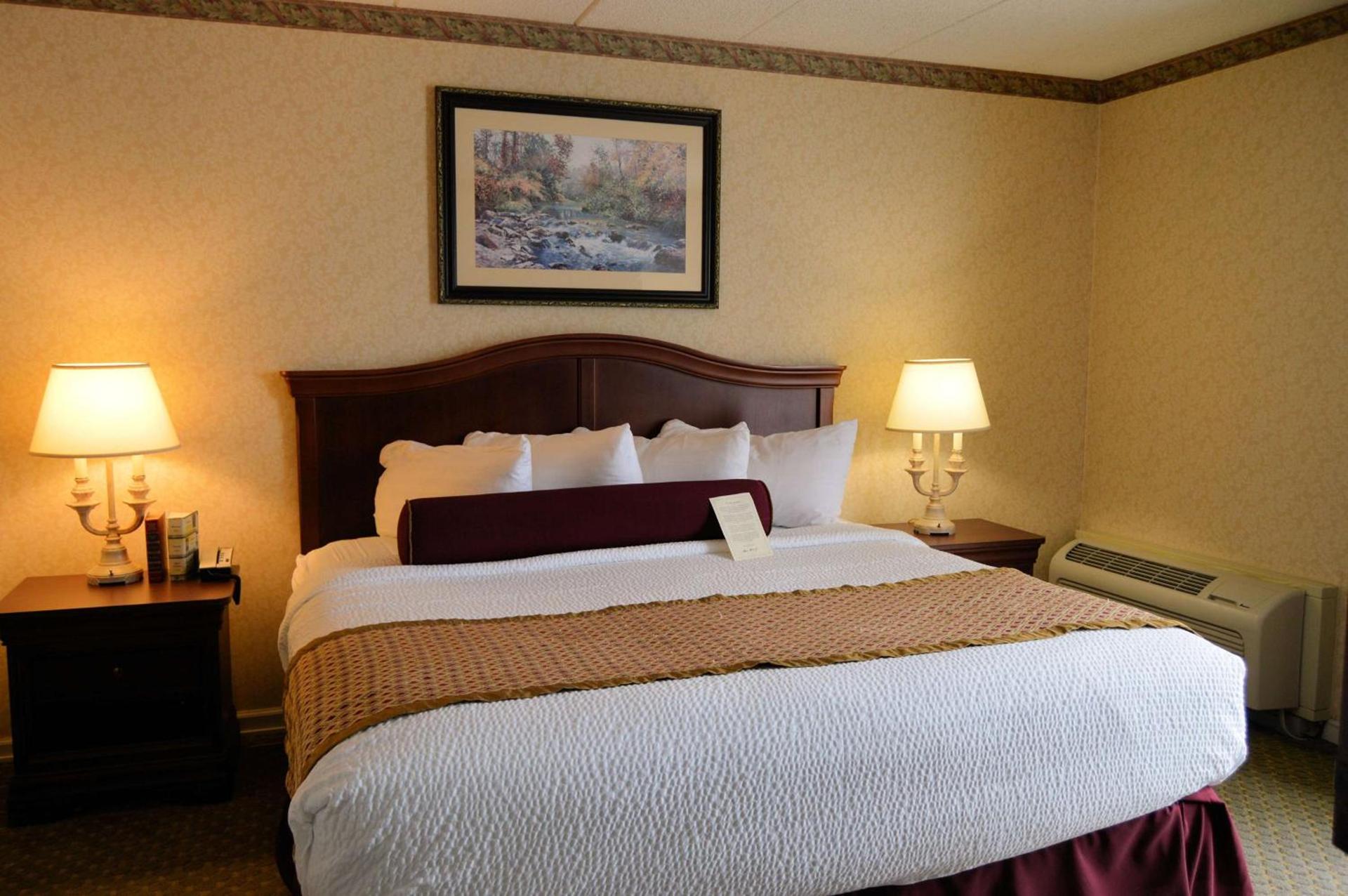 Best Western Plus Genetti Wilkes Barre photo 23