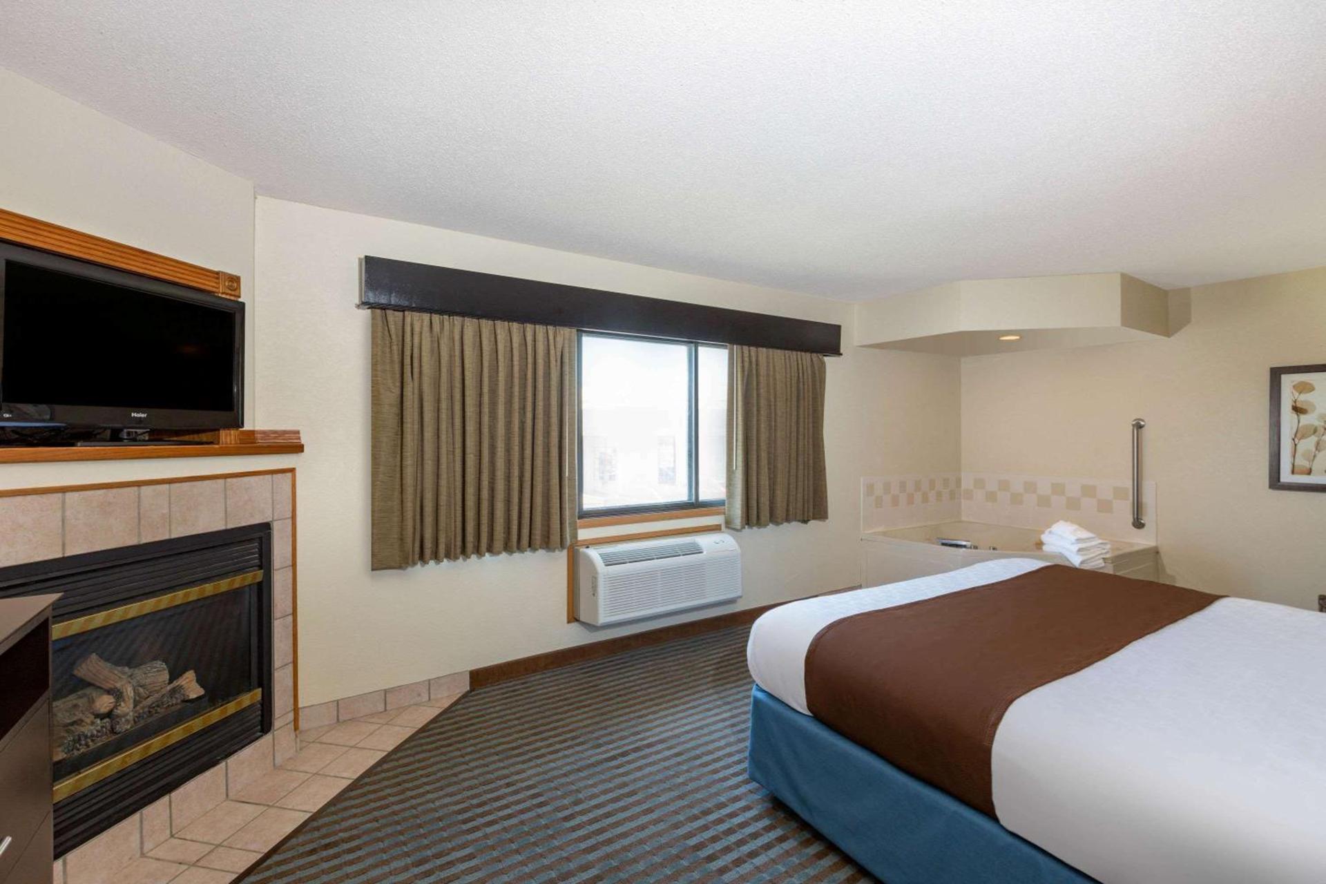 AmericInn by Wyndham Lincoln North photo 27