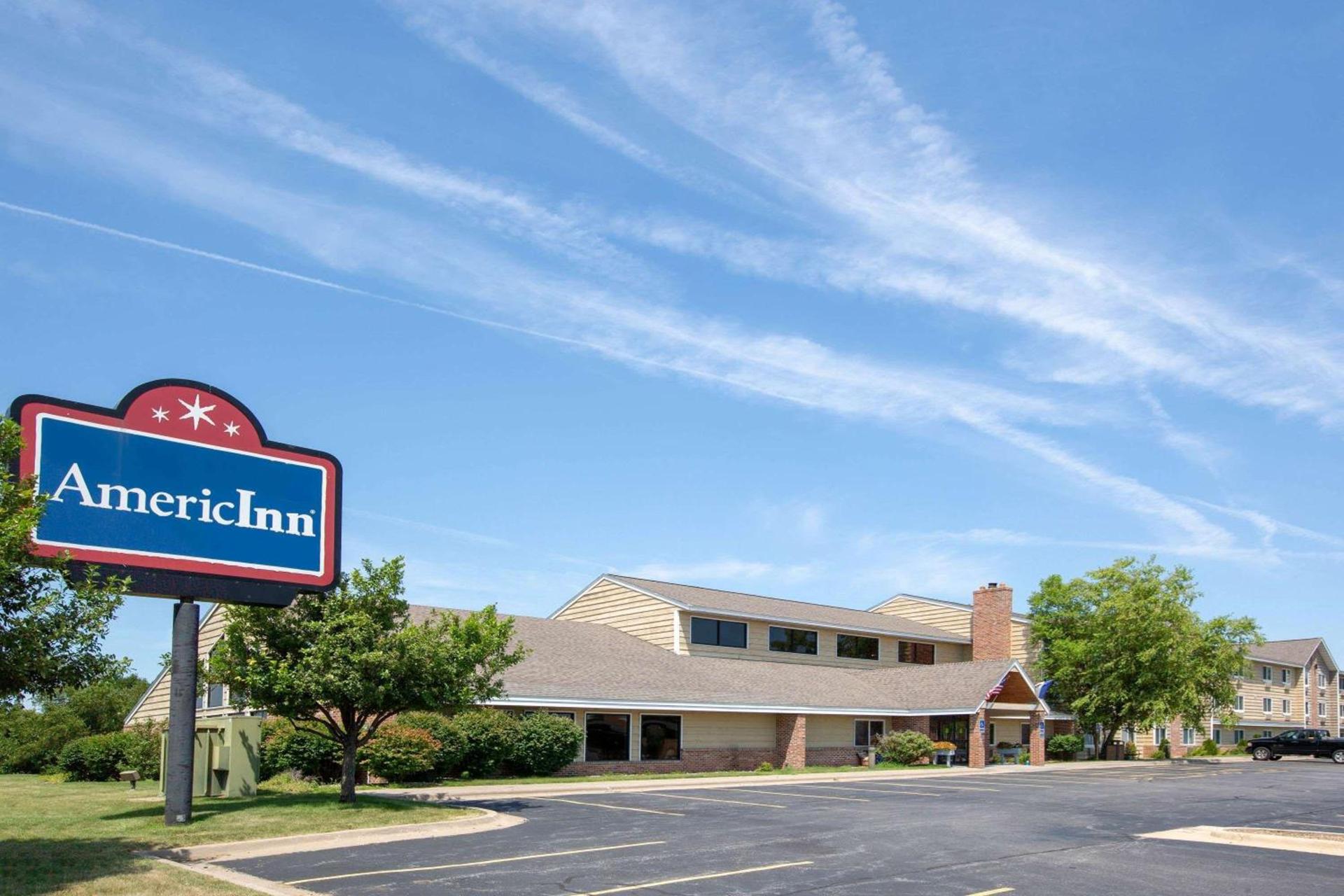 AmericInn by Wyndham Coralville — hotel in Coralville