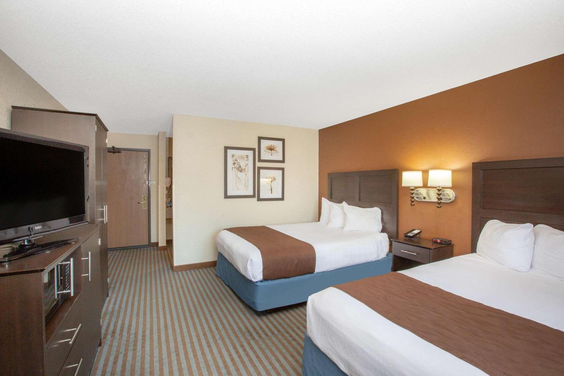 AmericInn by Wyndham Lincoln North photo 29