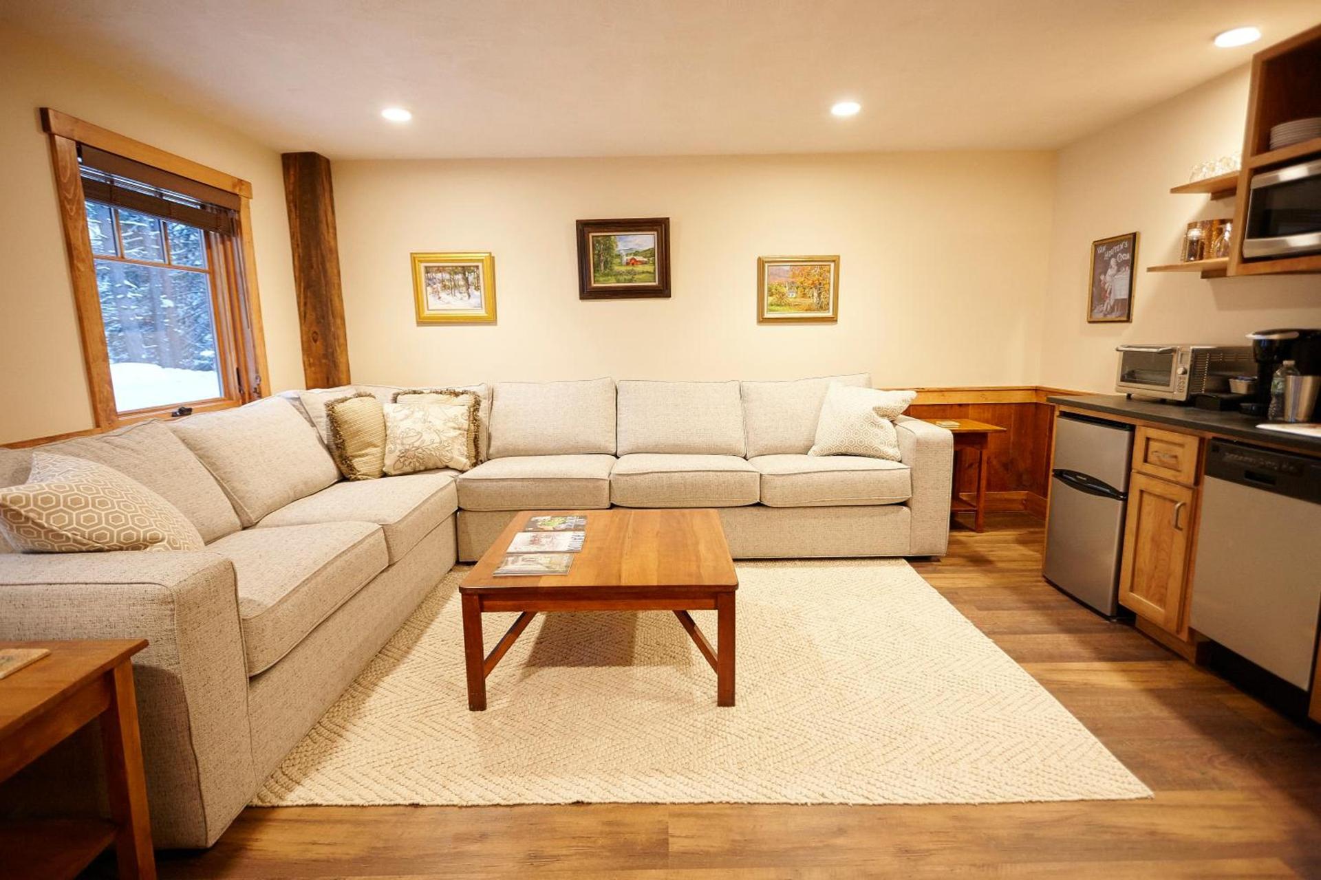 Seesaw's Lodge photo 32