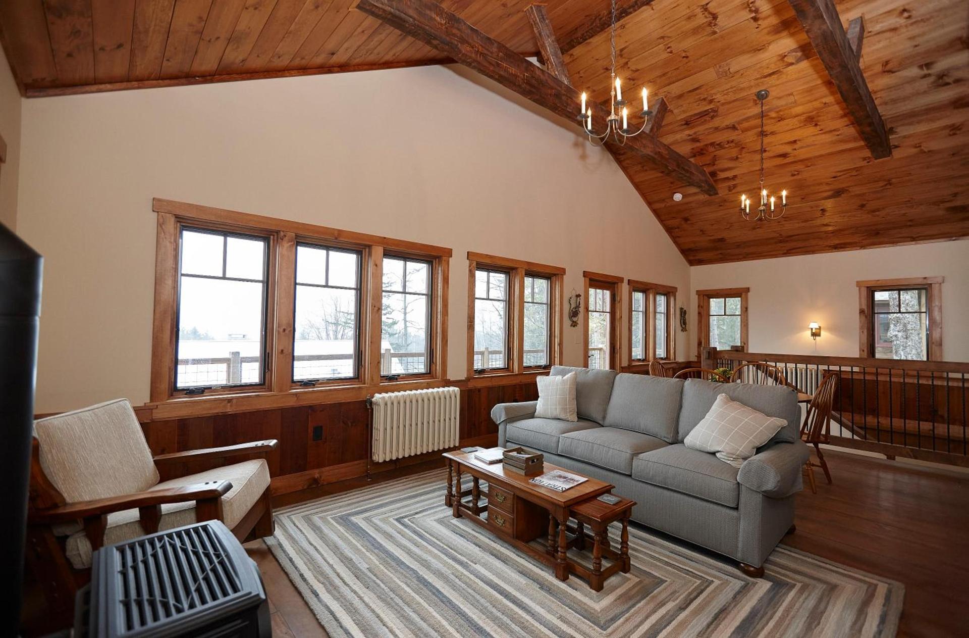 Seesaw's Lodge photo 24