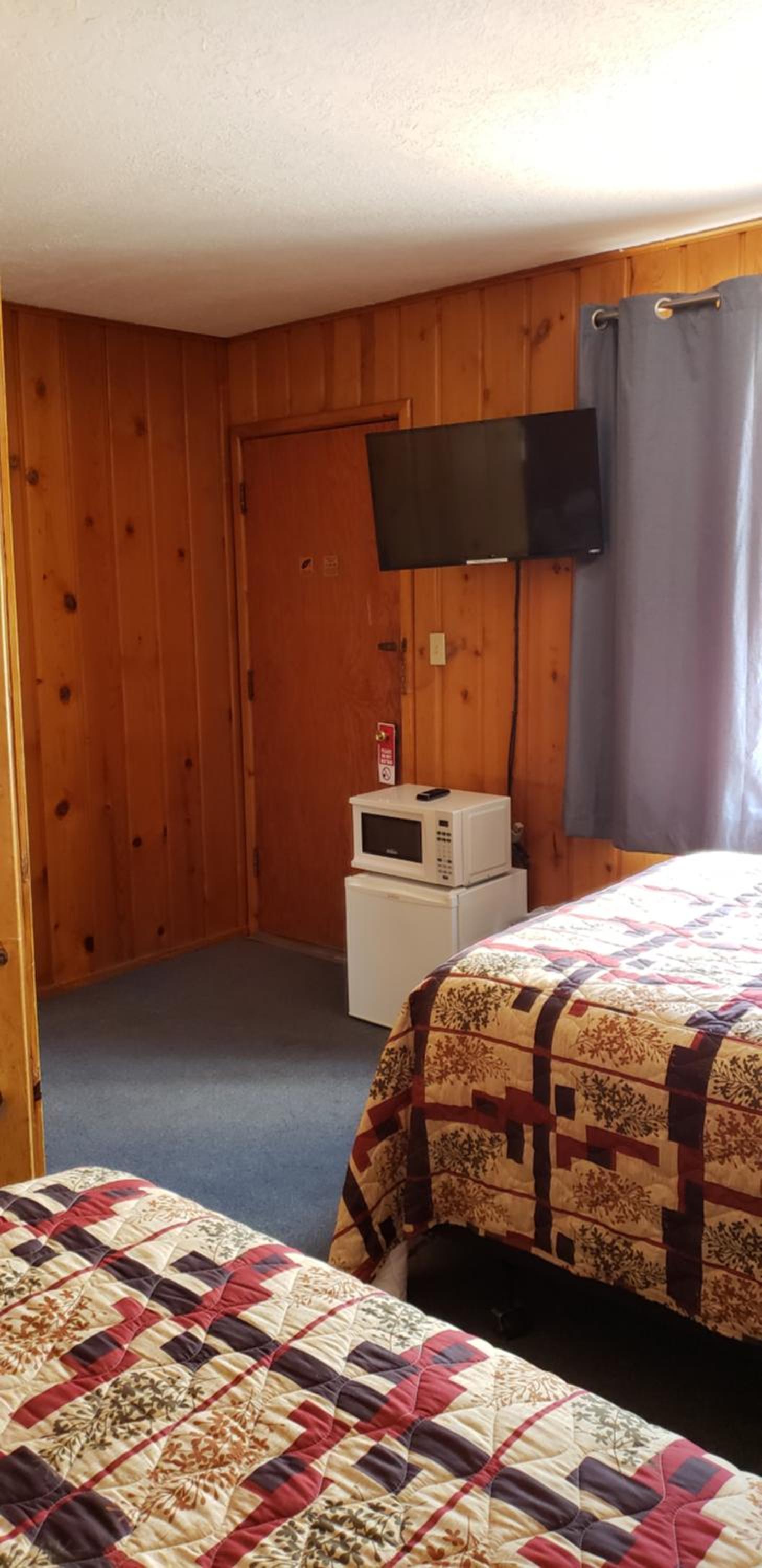 Caribou Lodge and Motel photo 7