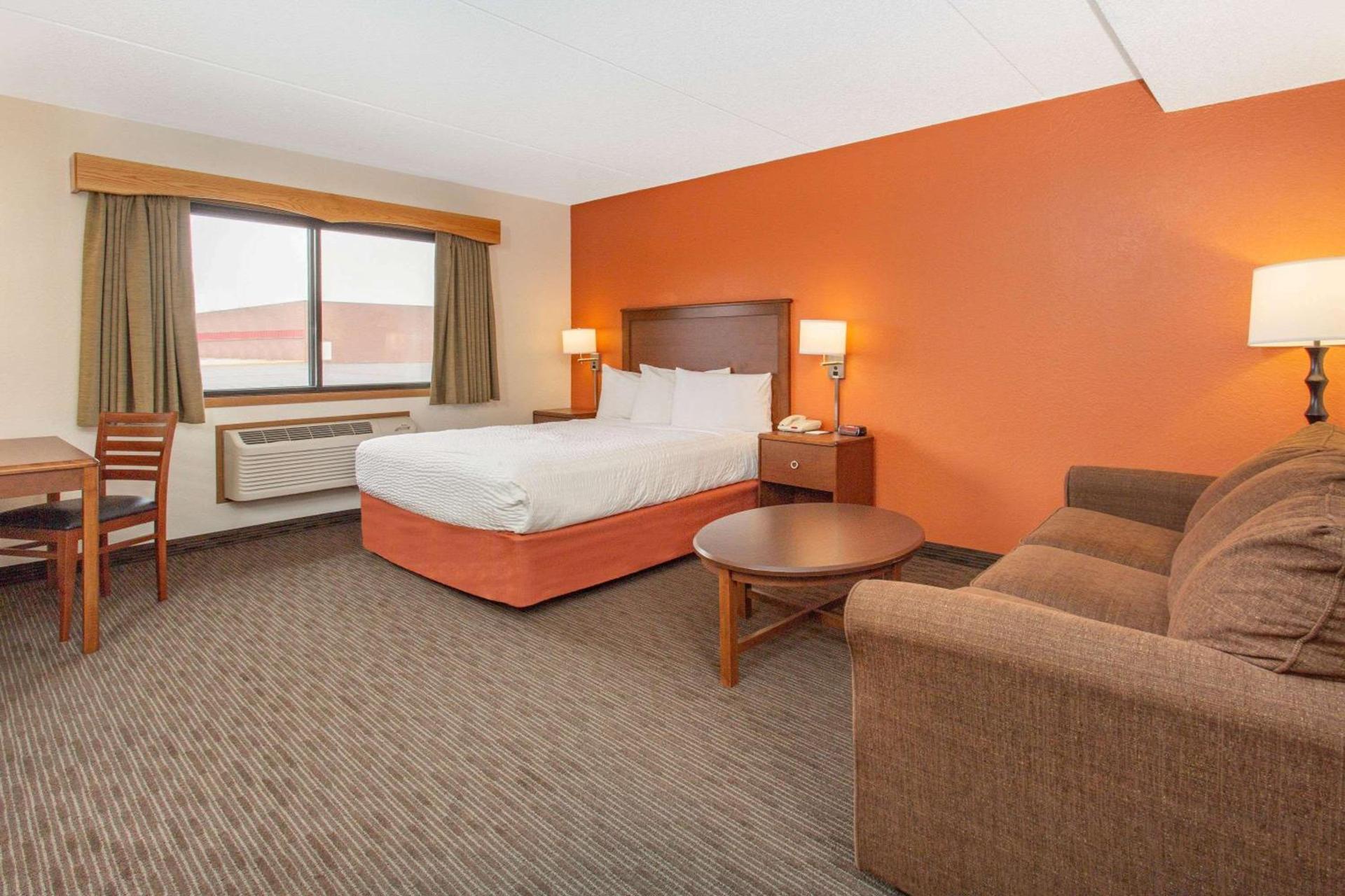 AmericInn by Wyndham Calumet photo 30