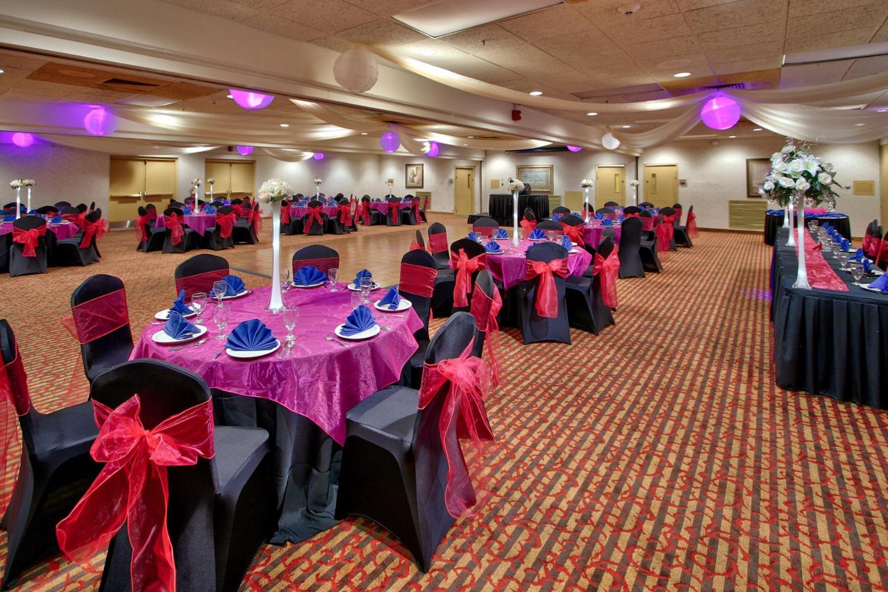 Ramada by Wyndham Albuquerque Midtown photo 24