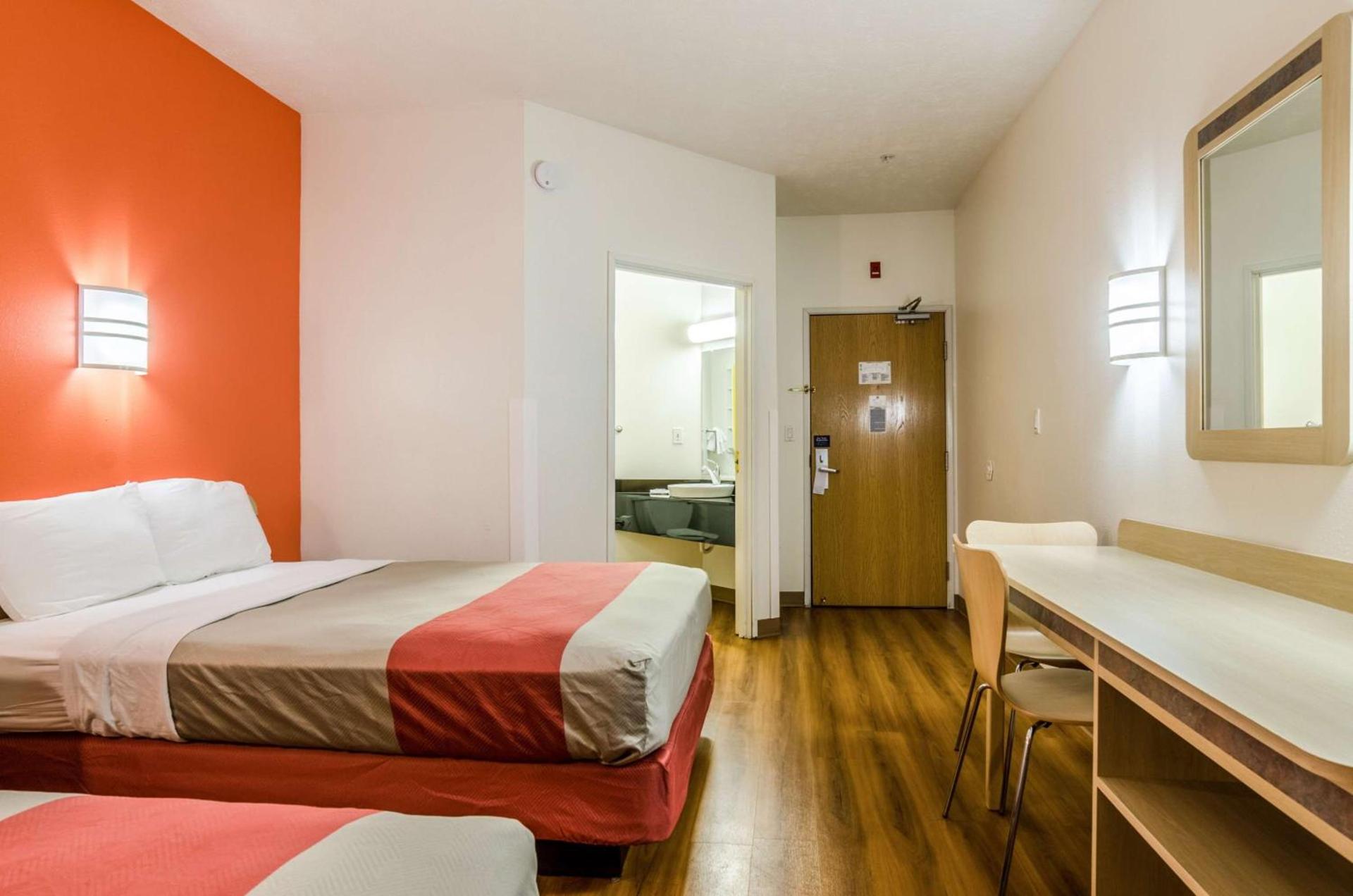 Motel 6-Kearney, NE photo 12