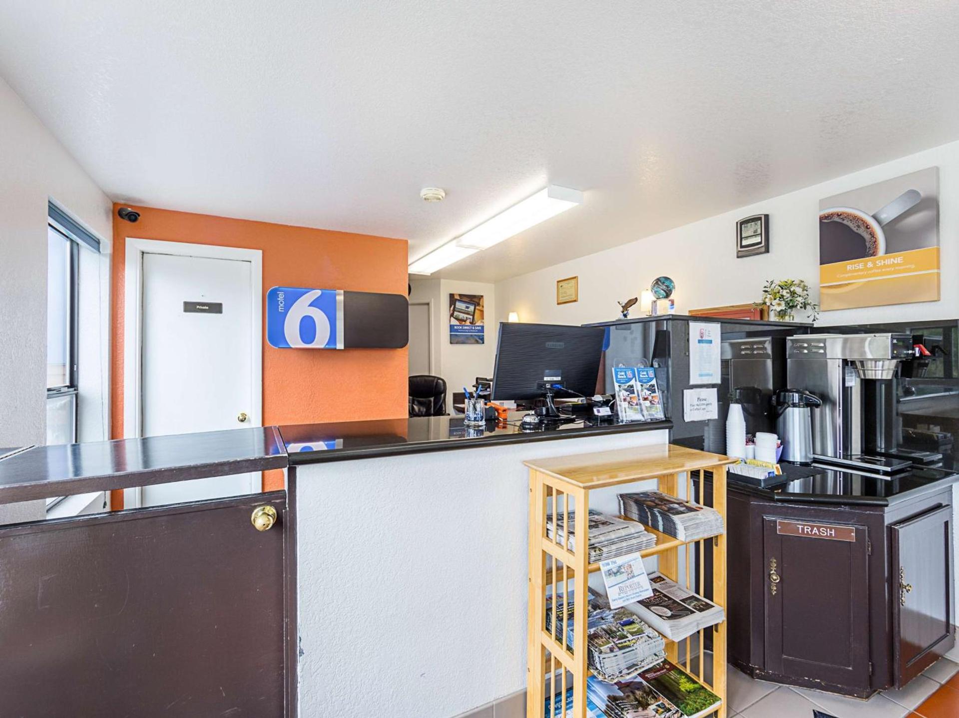 Motel 6 Gold Beach photo 27