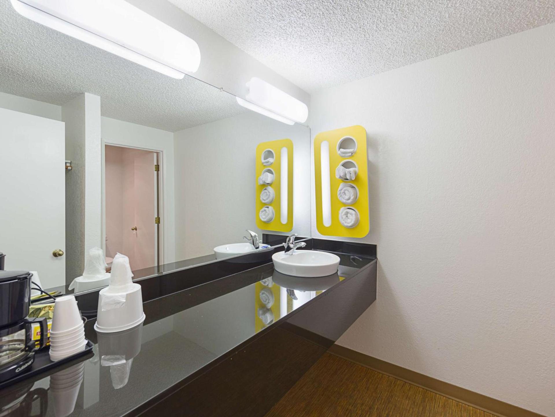 Motel 6 Gold Beach photo 14