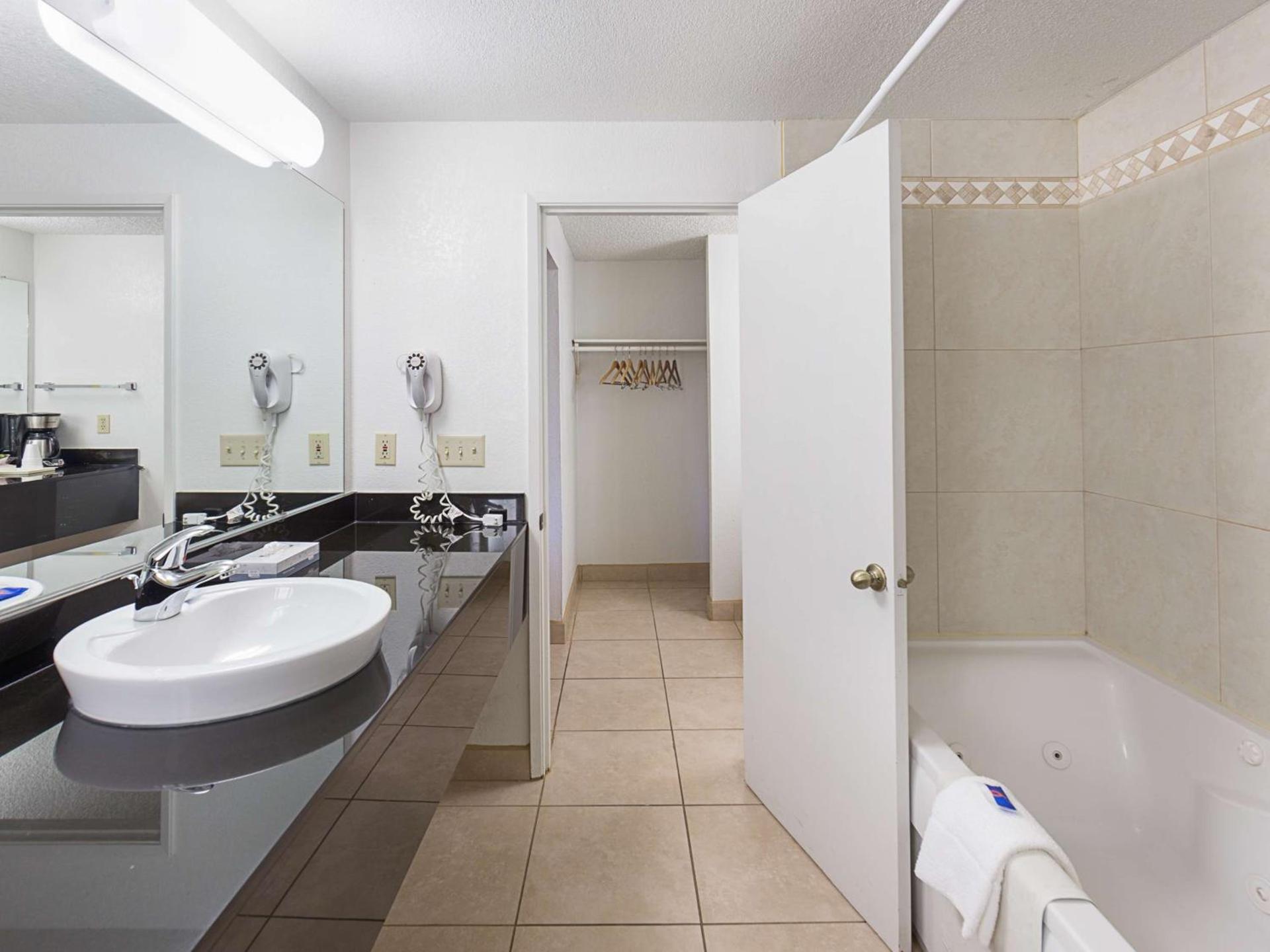 Motel 6 Gold Beach photo 13
