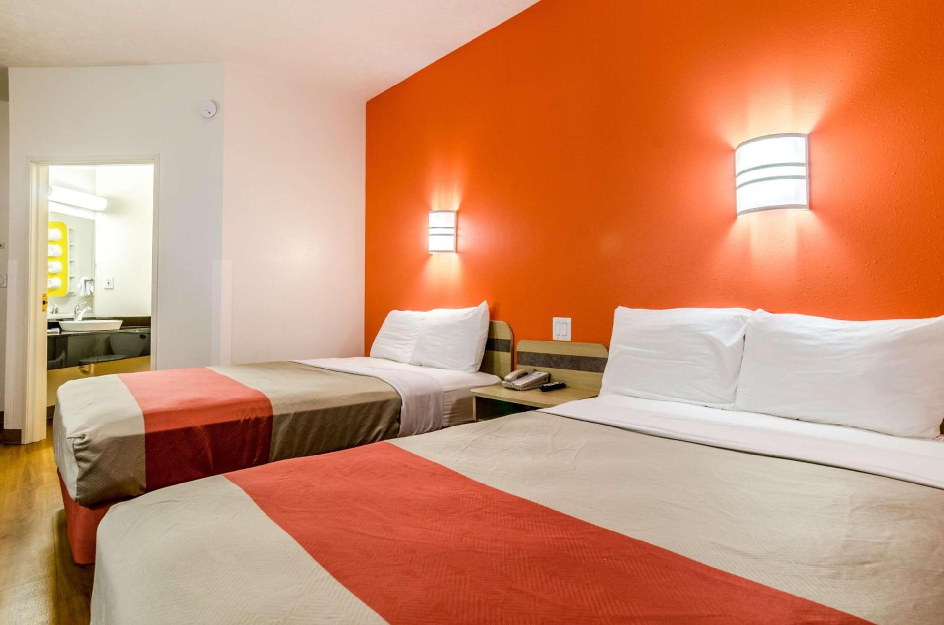 Motel 6-Kearney, NE photo 9