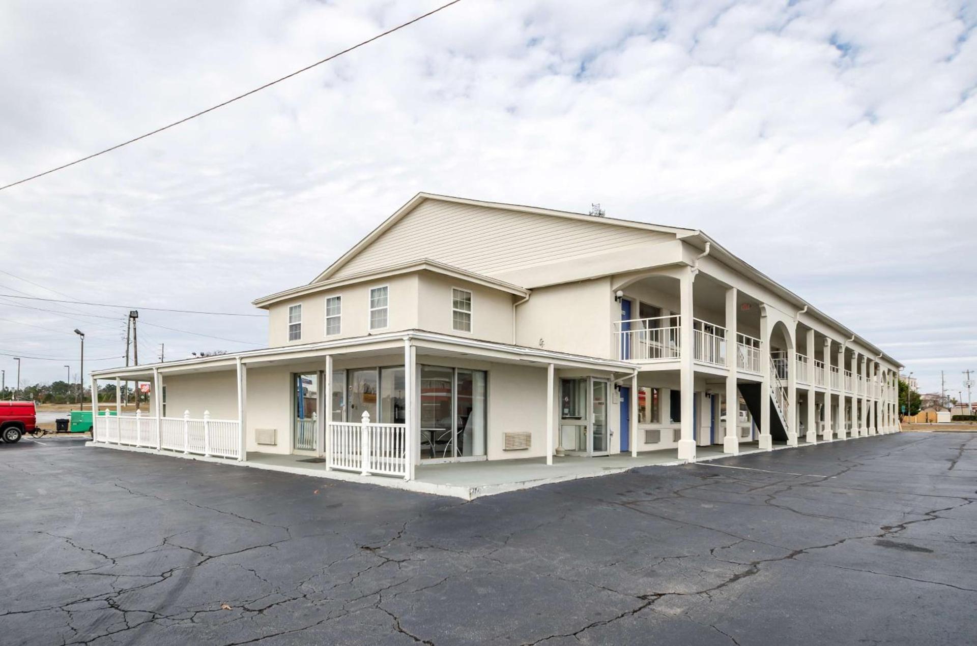 Motel 6-Commerce, GA photo 5