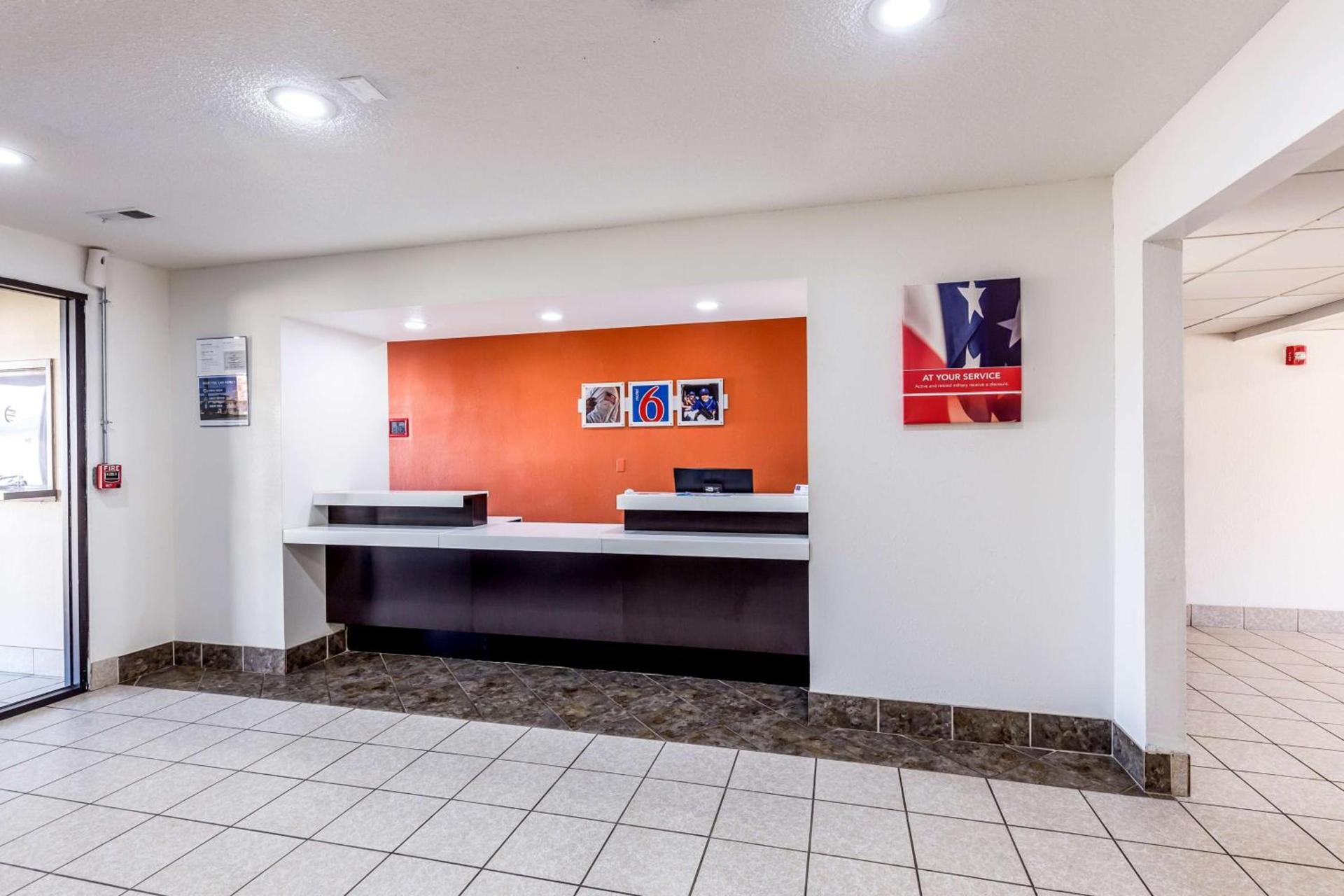 Motel 6-Troy, IL photo 26