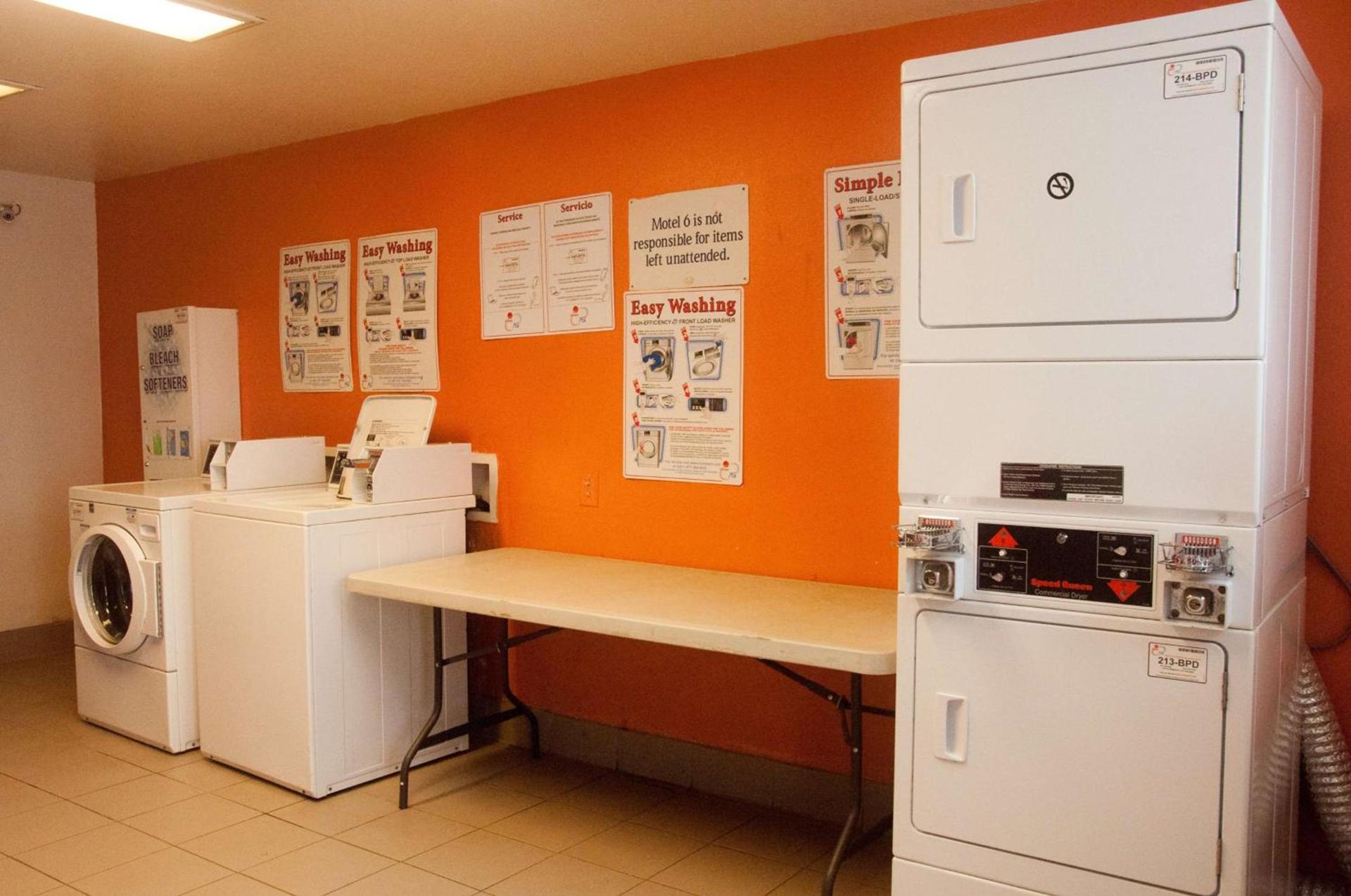 Motel 6-Raleigh, NC - Cary photo 23
