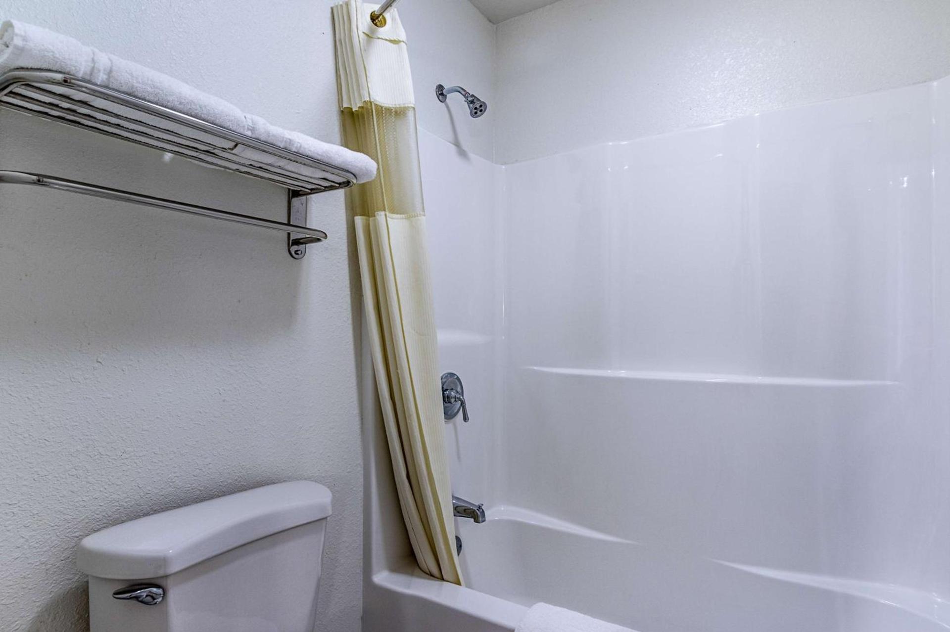 Motel 6-Urbana, IL photo 18