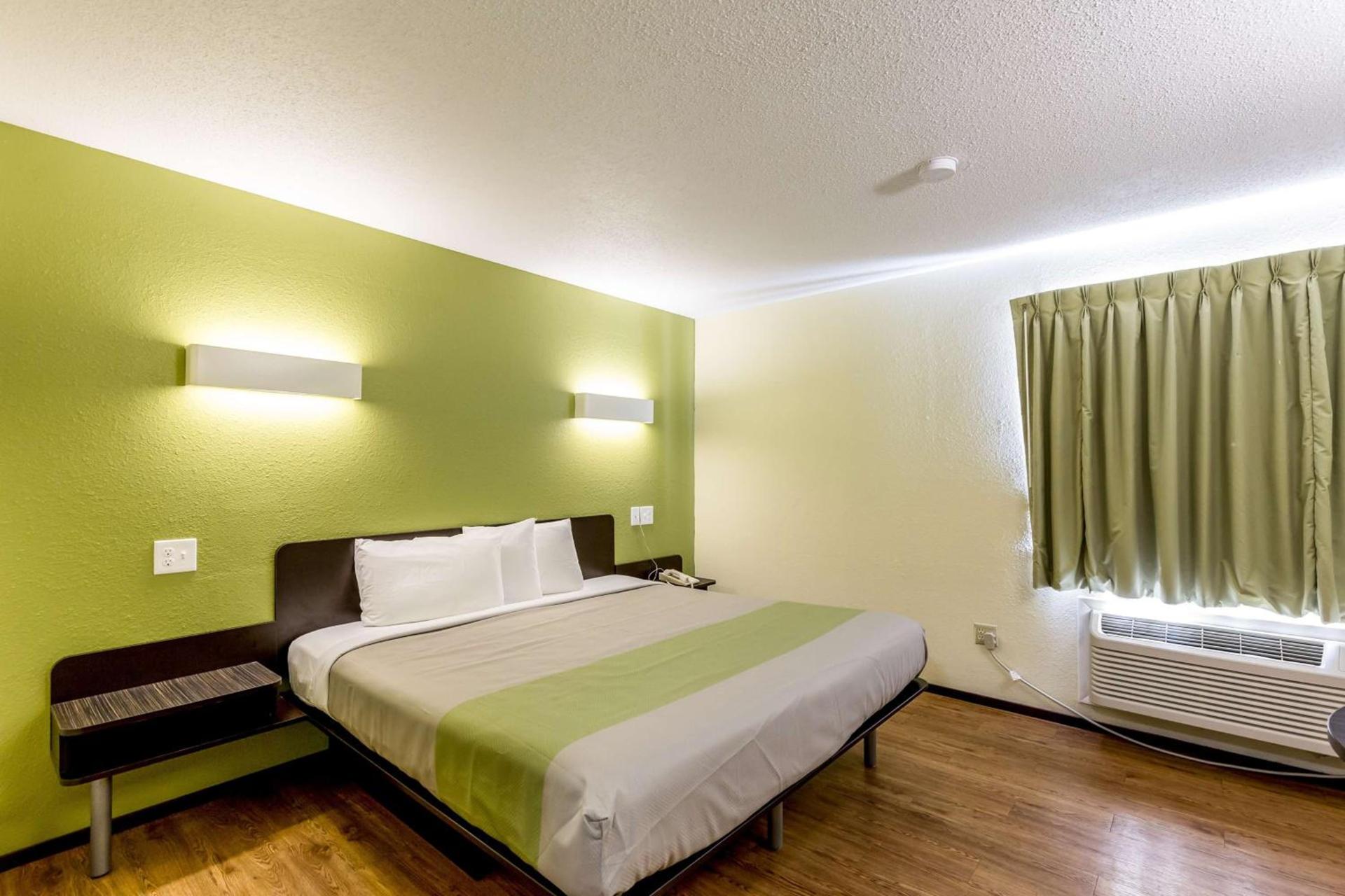 Motel 6-Troy, IL photo 40