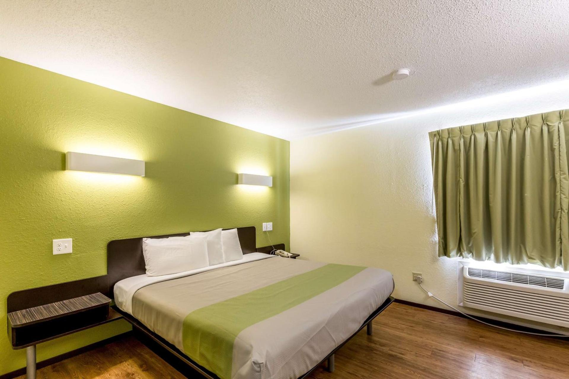 Motel 6-Troy, IL photo 48